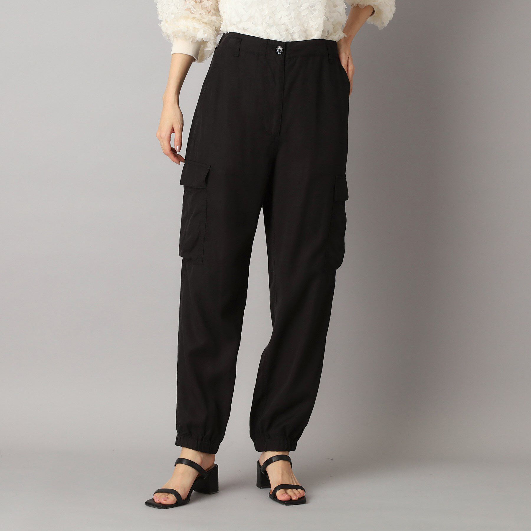 DRESSTERIOR「フィブリルライトカーゴパンツ」|その他|