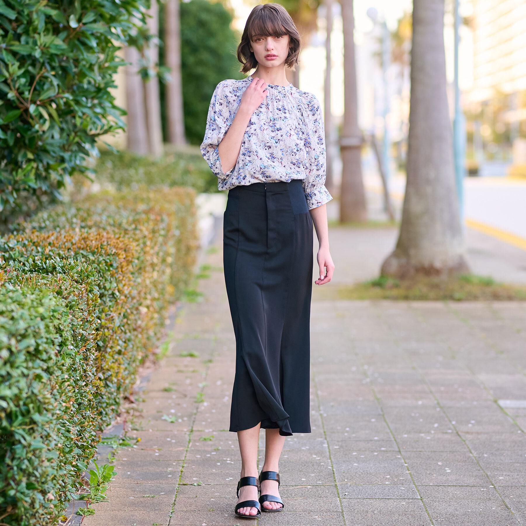 DRESSTERIOR「【着映え／花柄】フラワープリントボリュームスリーブブラウス」|シャツ・ブラウス|