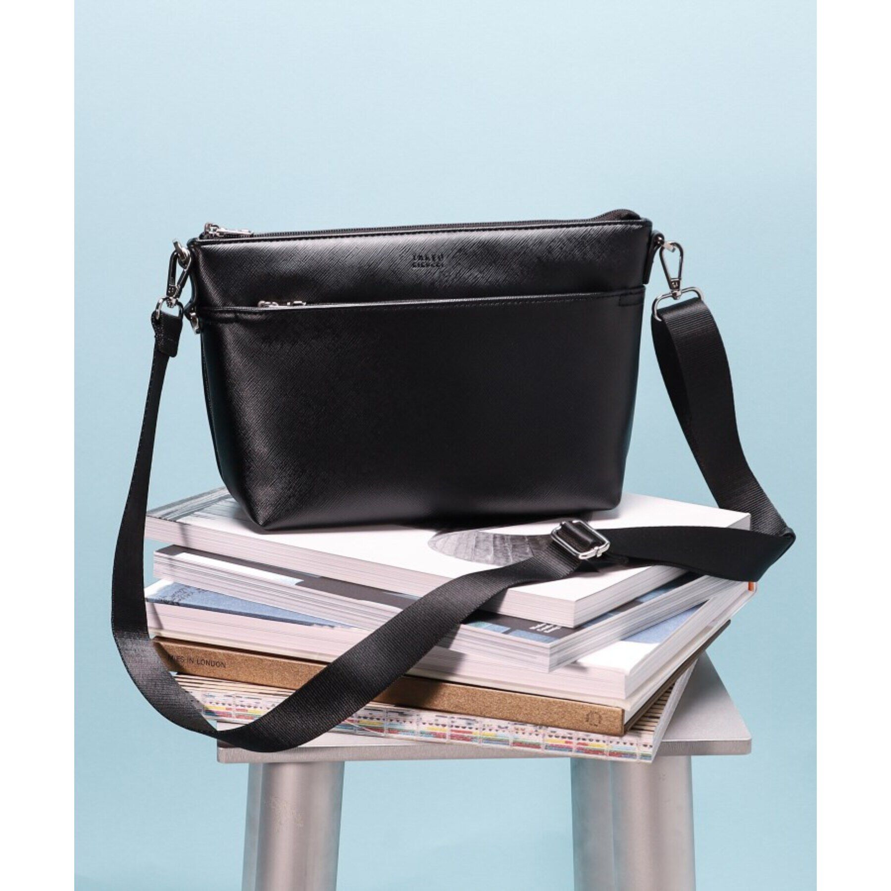 TAKEO KIKUCHI「【キーリング付き】メランジ　大人ショルダーバッグ」|ショルダー・メッセンジャー|ブラック(019)