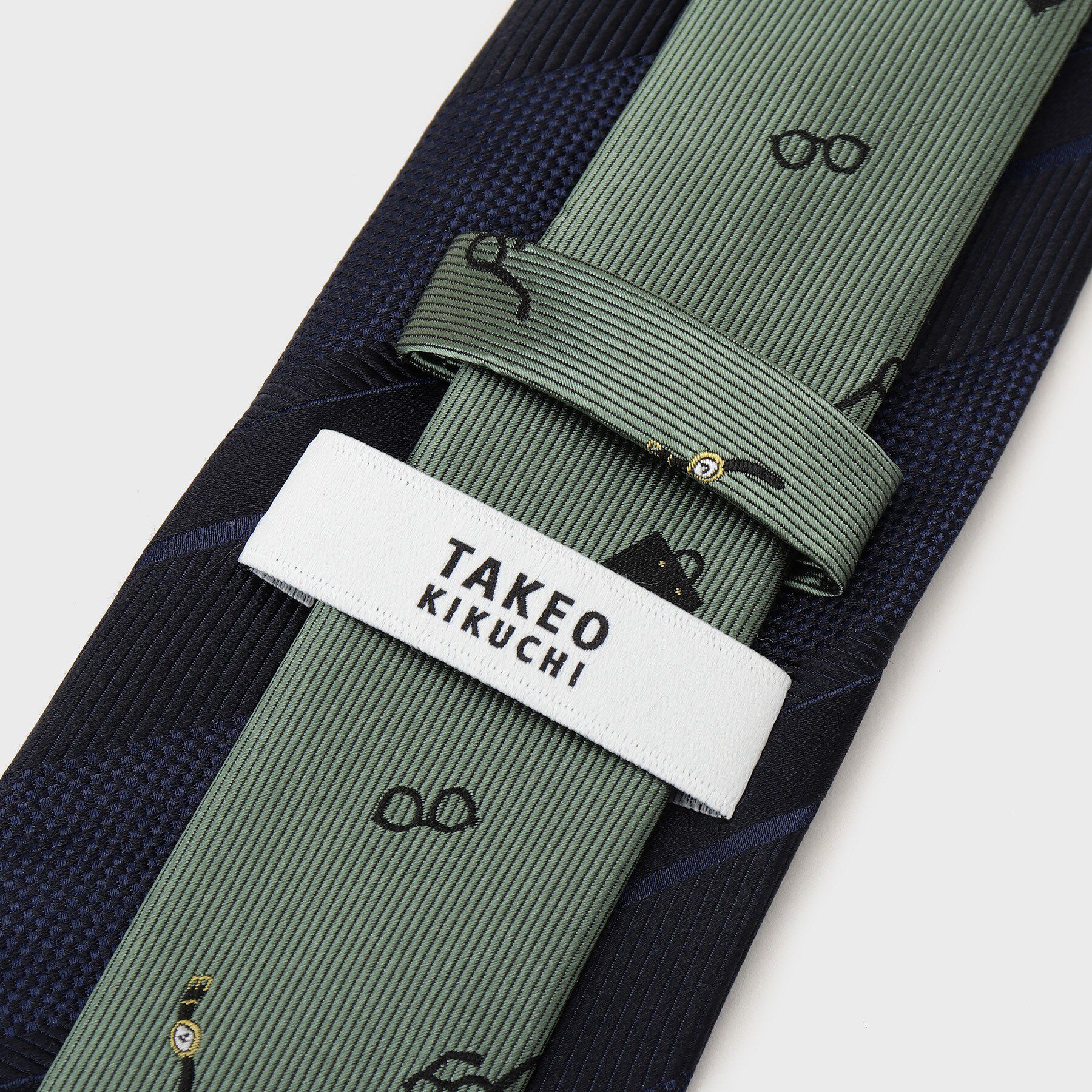 TAKEO KIKUCHI「【BOXセット】ジェントルマンストライプ ネクタイ&times;眼鏡型タイバー」|ネクタイ・蝶ネクタイ|