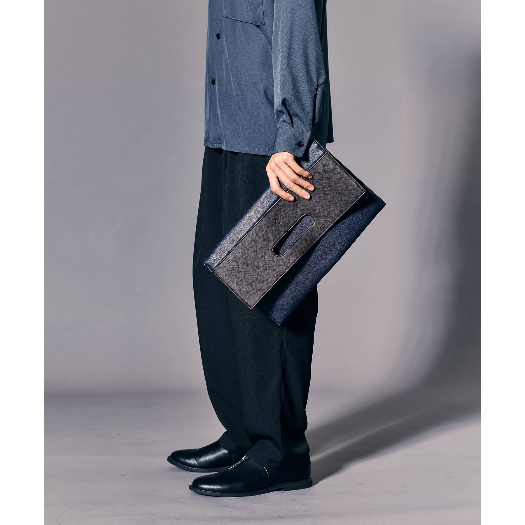 tk.TAKEO KIKUCHI「【WEB限定】レザー調クラッチバッグ」|クラッチバッグ|