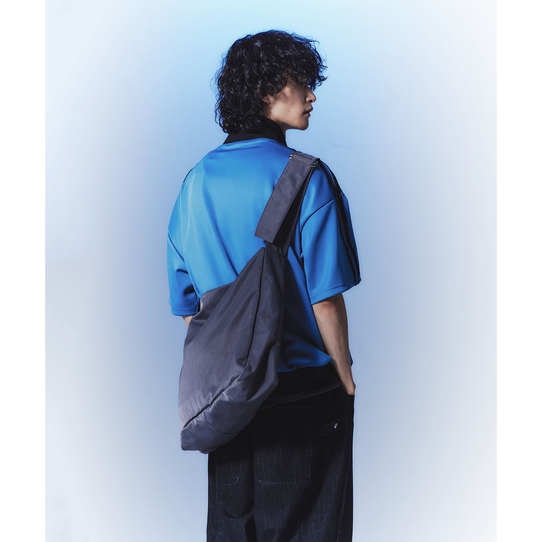 tk.TAKEO KIKUCHI「ビッグショルダーバッグ」|ショルダー・メッセンジャー|