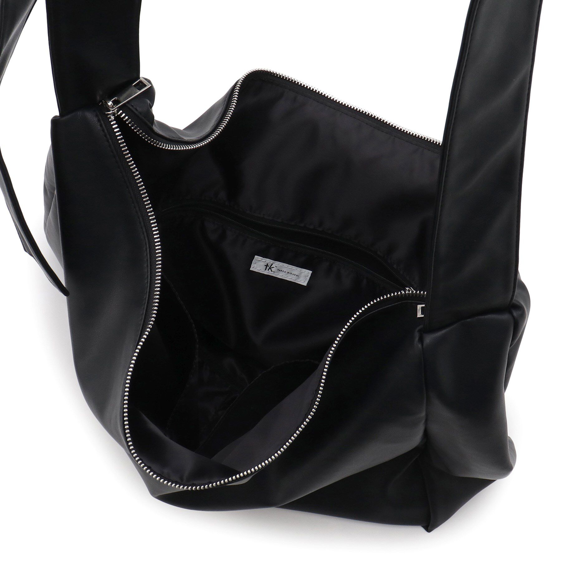 tk.TAKEO KIKUCHI「ビッグショルダーバッグ」|ショルダー・メッセンジャー|