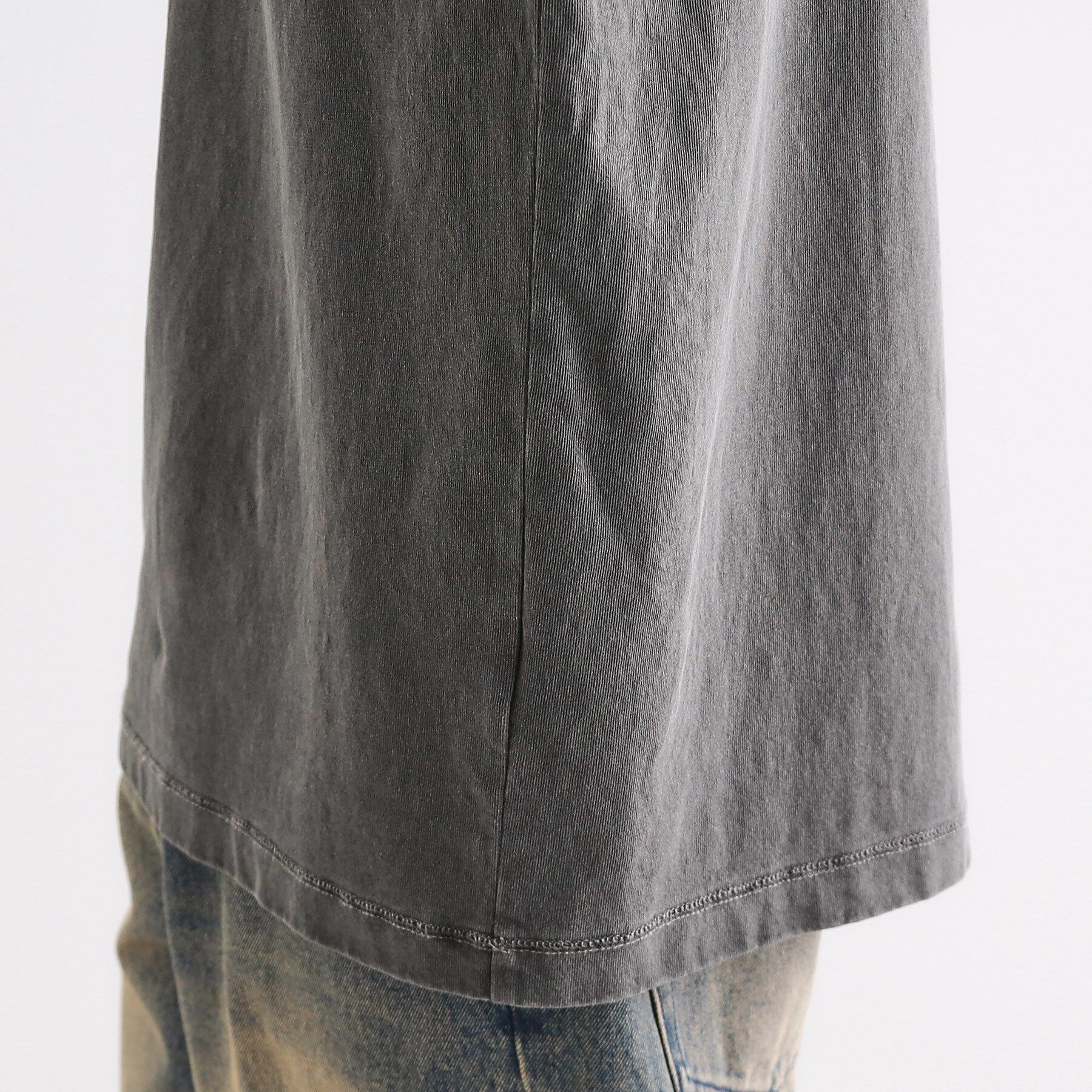 tk.TAKEO KIKUCHI「ヴィンテージライクスタッズTシャツ」|Tシャツ・カットソー|