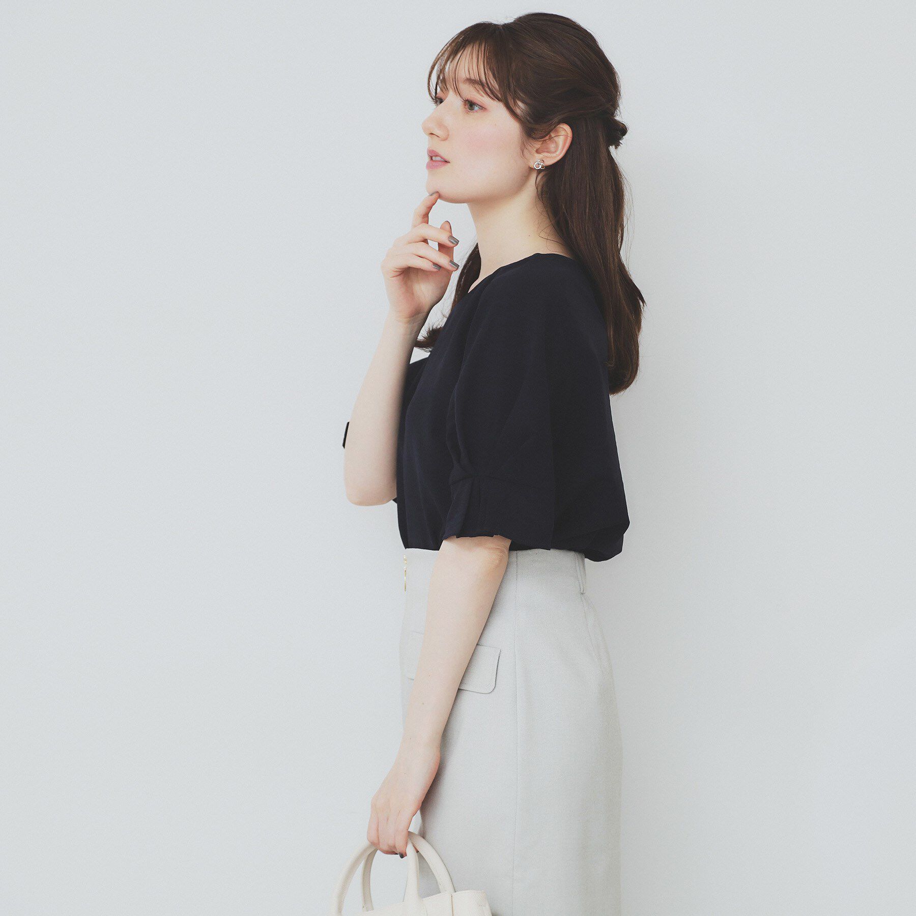 index「《8色展開/XS-LLサイズ》タックパフスリーブブラウス【洗濯機洗い可/吸水速乾/防シワ/抗ピル】」|シャツ・ブラウス|