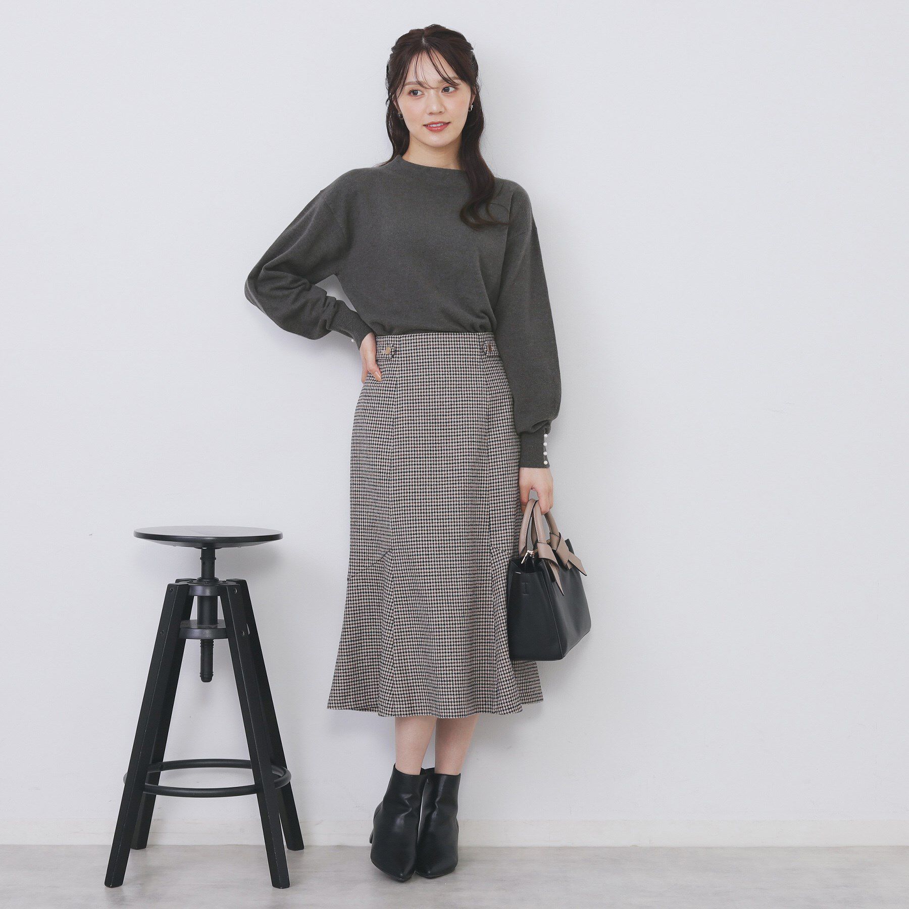 index「ふんわりボトルネックパフスリーブニット【洗濯機OK】」|ニット・セーター|