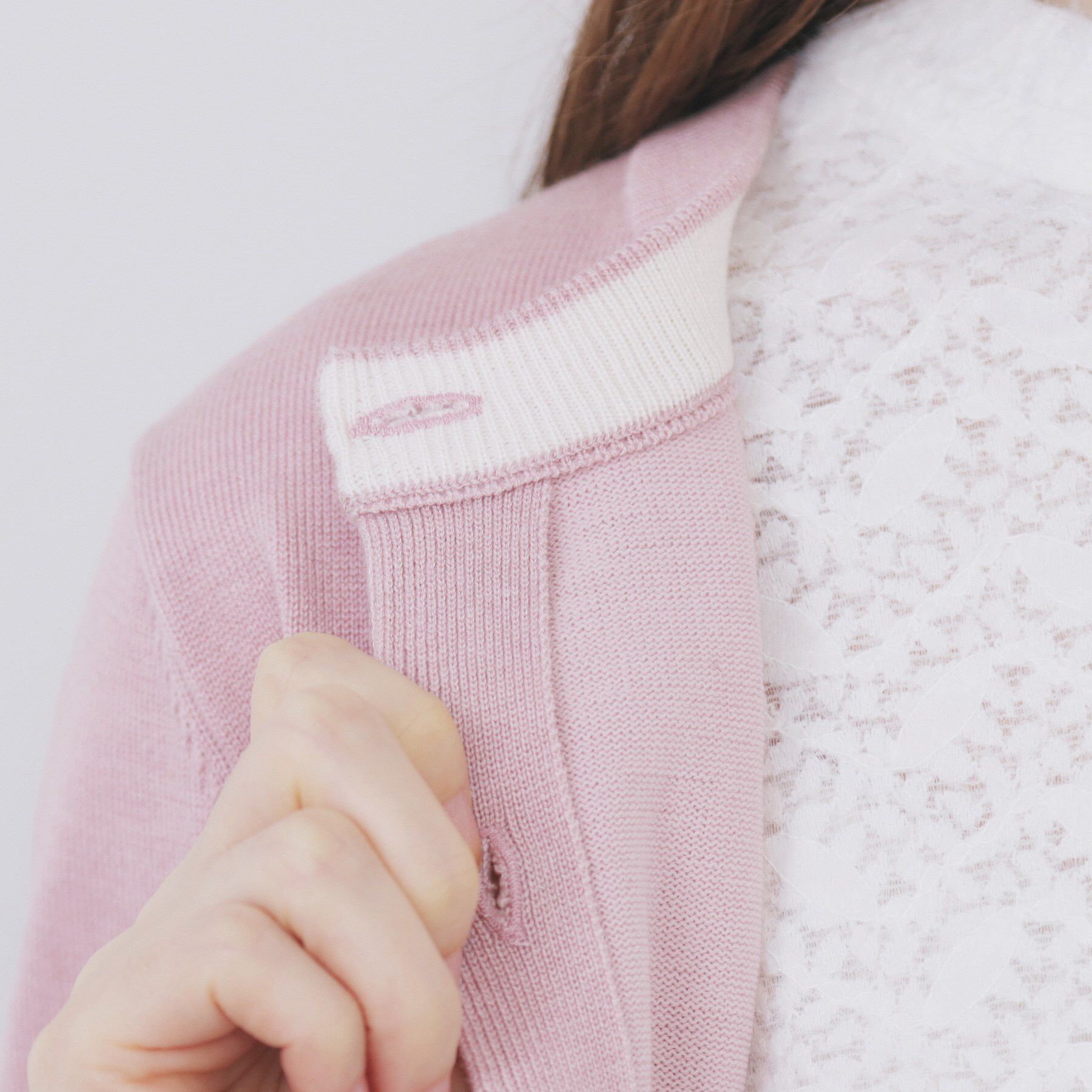 index「ビジュークルーネックカーディガン【洗濯機OK】」|カーディガン|