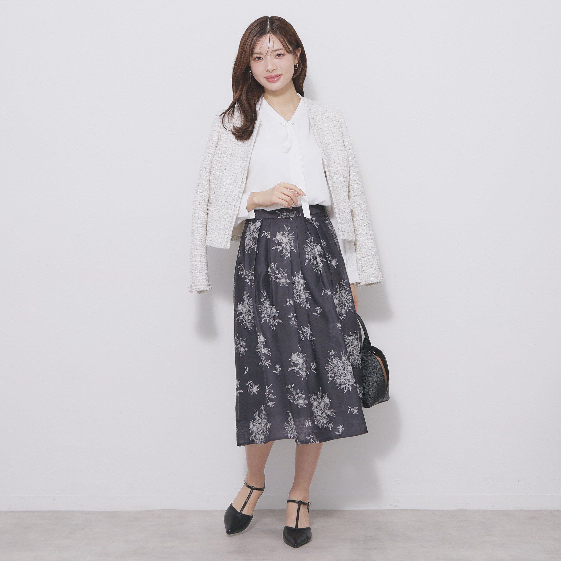 index「フェイクパールピンボウタイブラウス【洗濯機OK/イージーアイロン/ストレッチ】《XS-LL》」|シャツ・ブラウス|