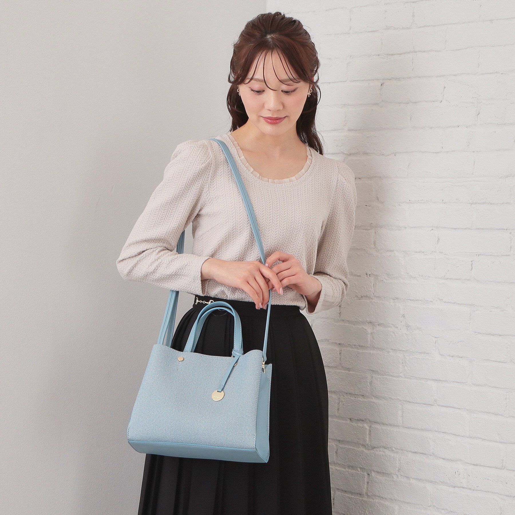 index「2WAYカシメデザインミドルトート」|トートバッグ|