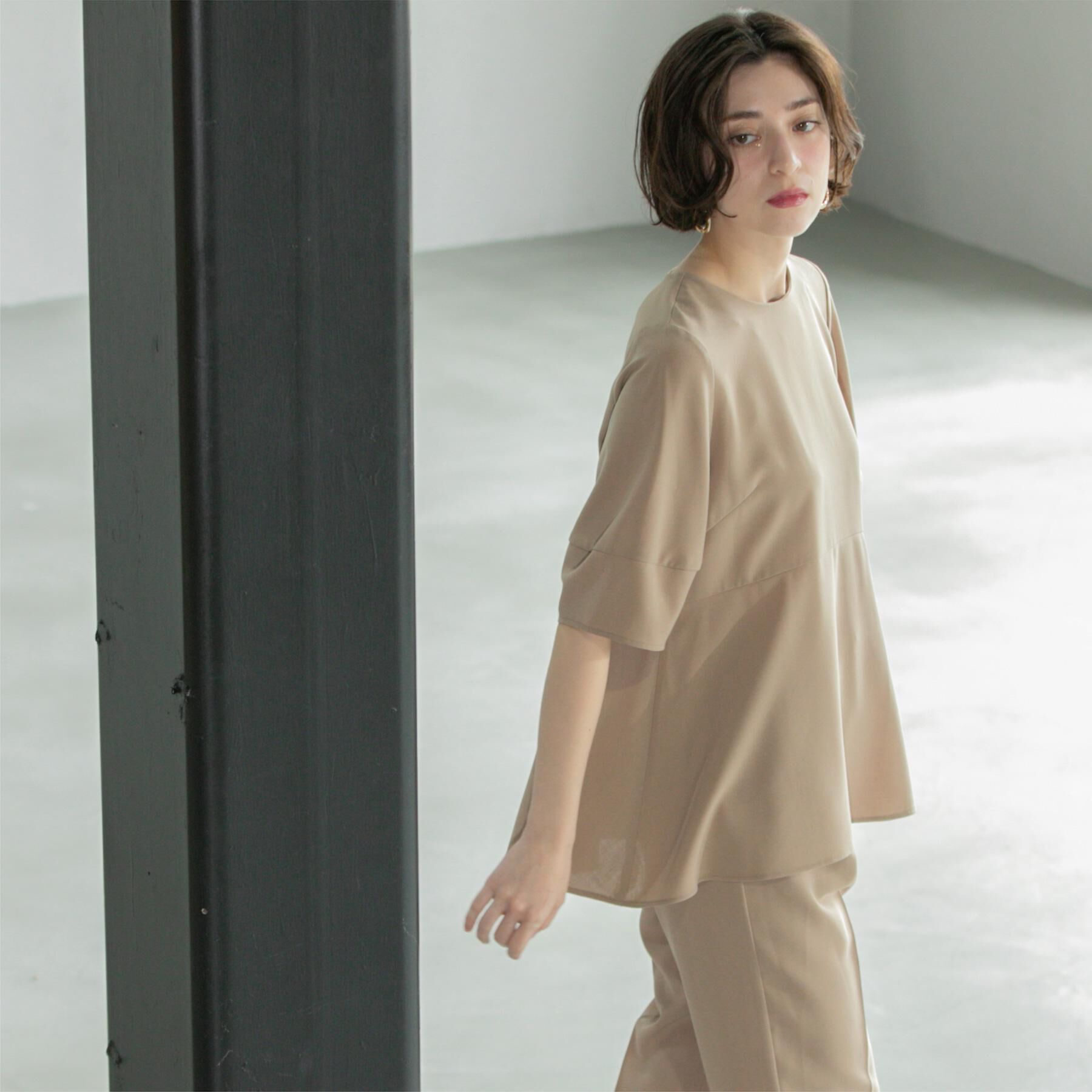 OPAQUE.CLIP「《6色展開》ストレッチペプラムブラウス/セットアップ対応【洗濯機洗い可/防シワ】」|シャツ・ブラウス|