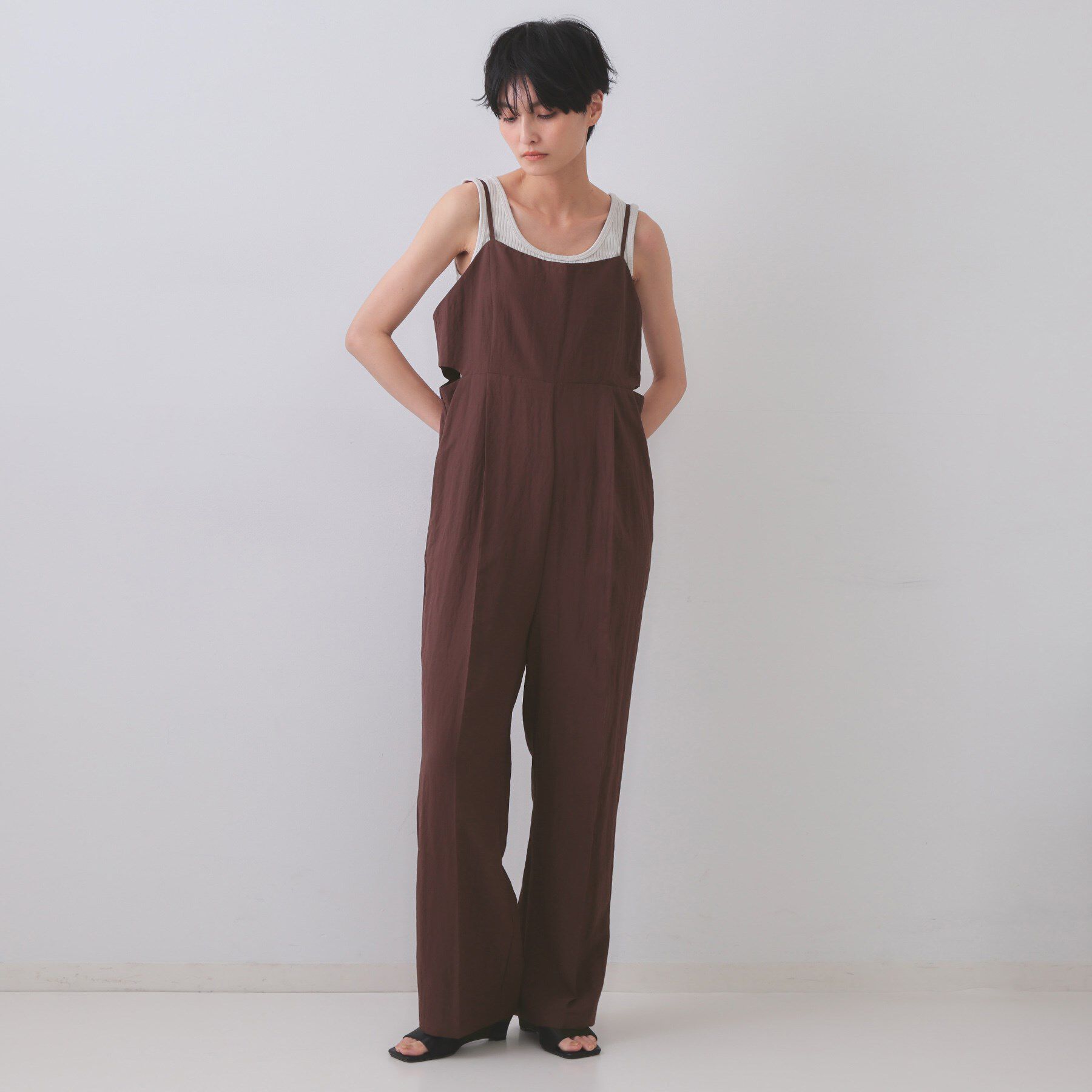 OPAQUE.CLIP「《STORY掲載》サイドオープンカットサロペット【洗える】」|オールインワン|