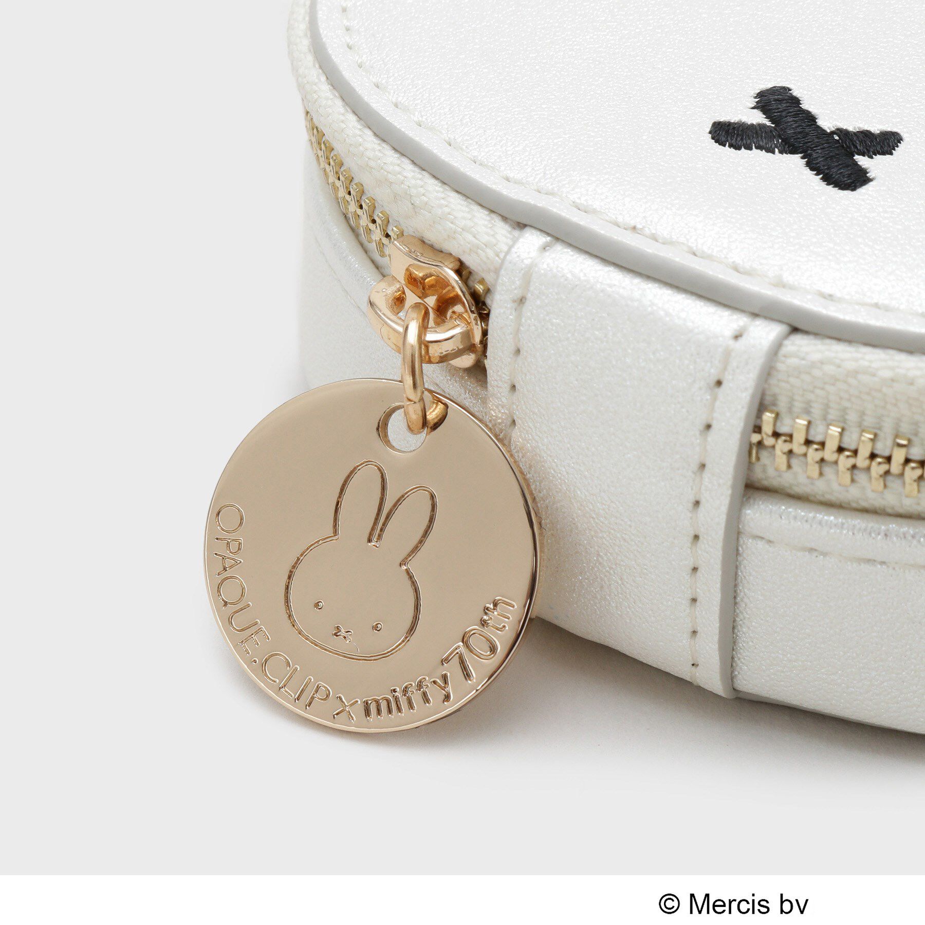 OPAQUE.CLIP「【コラボ】miffy ｘ OPAQUE.CLIP ミラー付き合皮フェイス型チャーム」|キーケース|