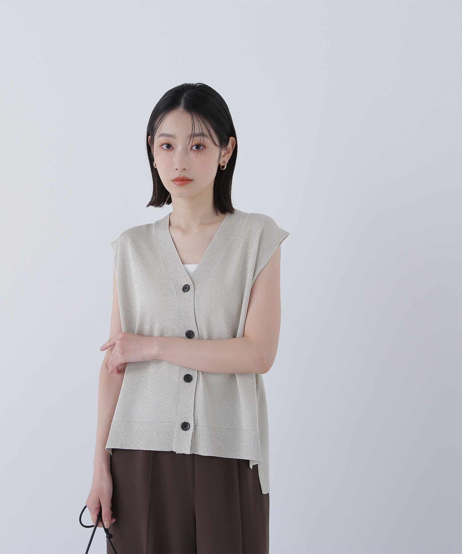  「スパークVネックニットベスト」|ニット・セーター|