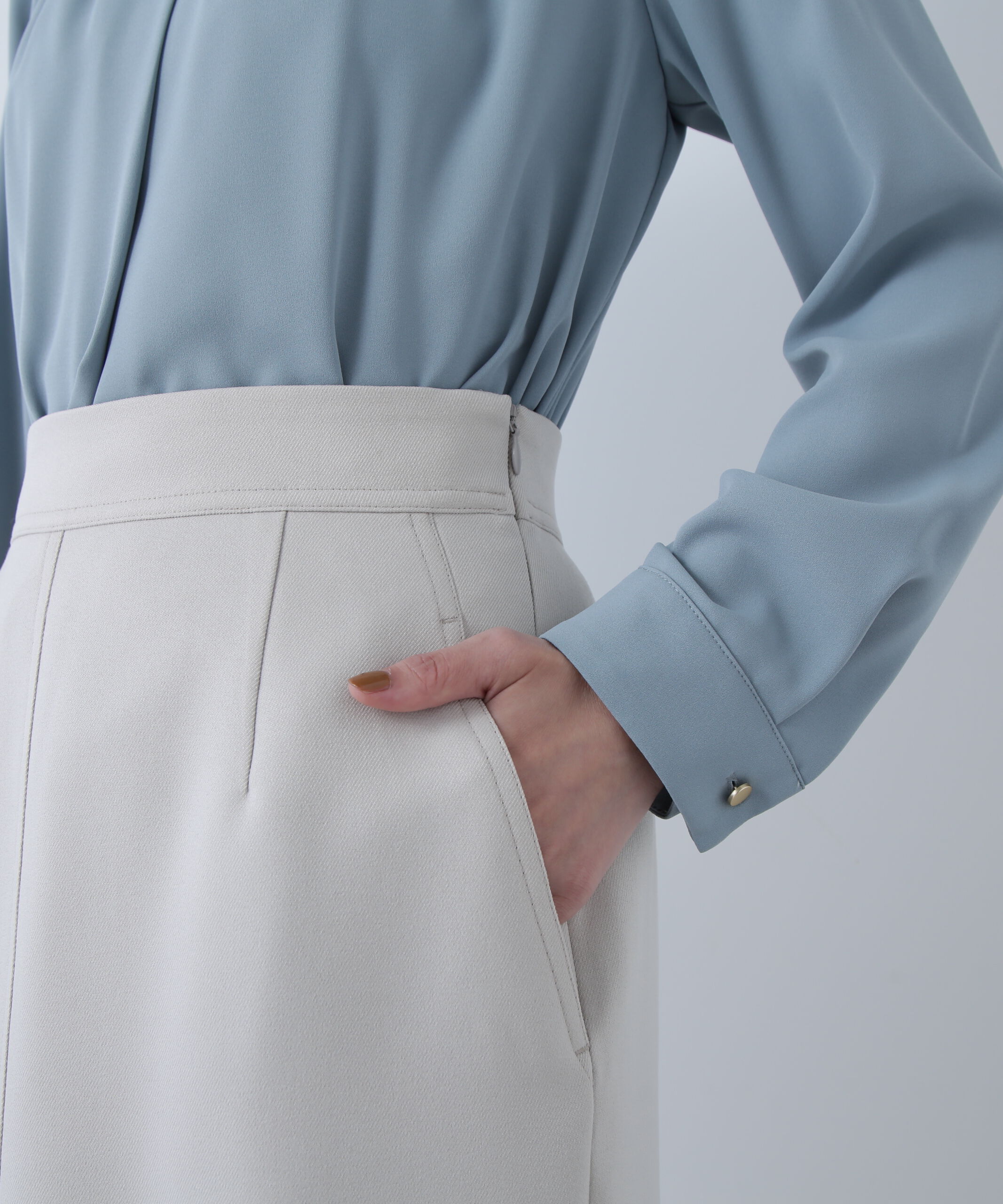  「ウーリッシュカルゼシリーズ ナロースカート」|スカート|