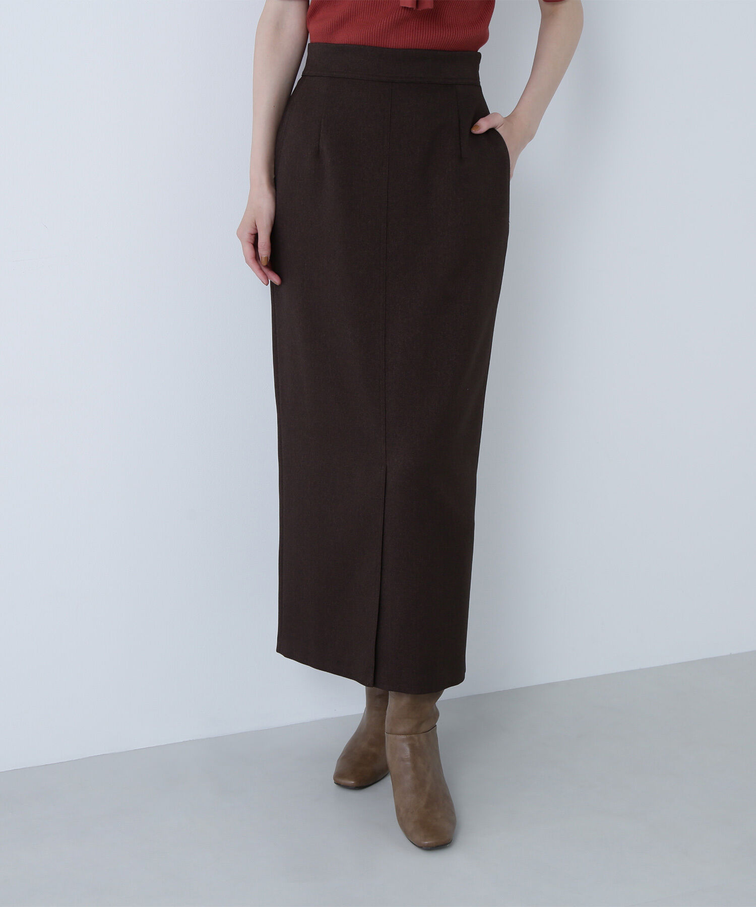  「ウーリッシュカルゼシリーズ ナロースカート」|スカート|ダークブラウ 1