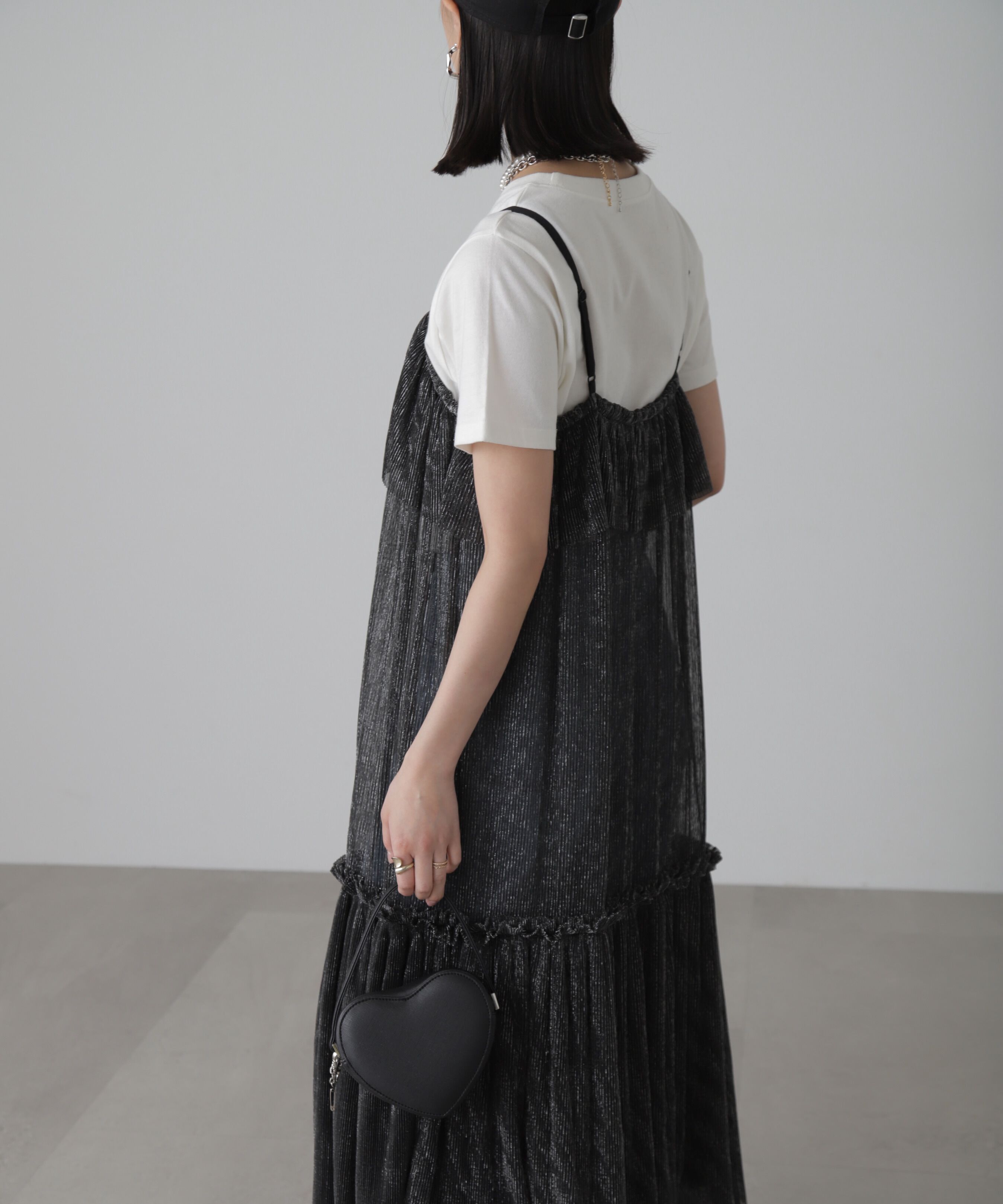  「［ブルーカラーWEB限定］ラメプリーツシアーキャミソールワンピース」|ワンピース|