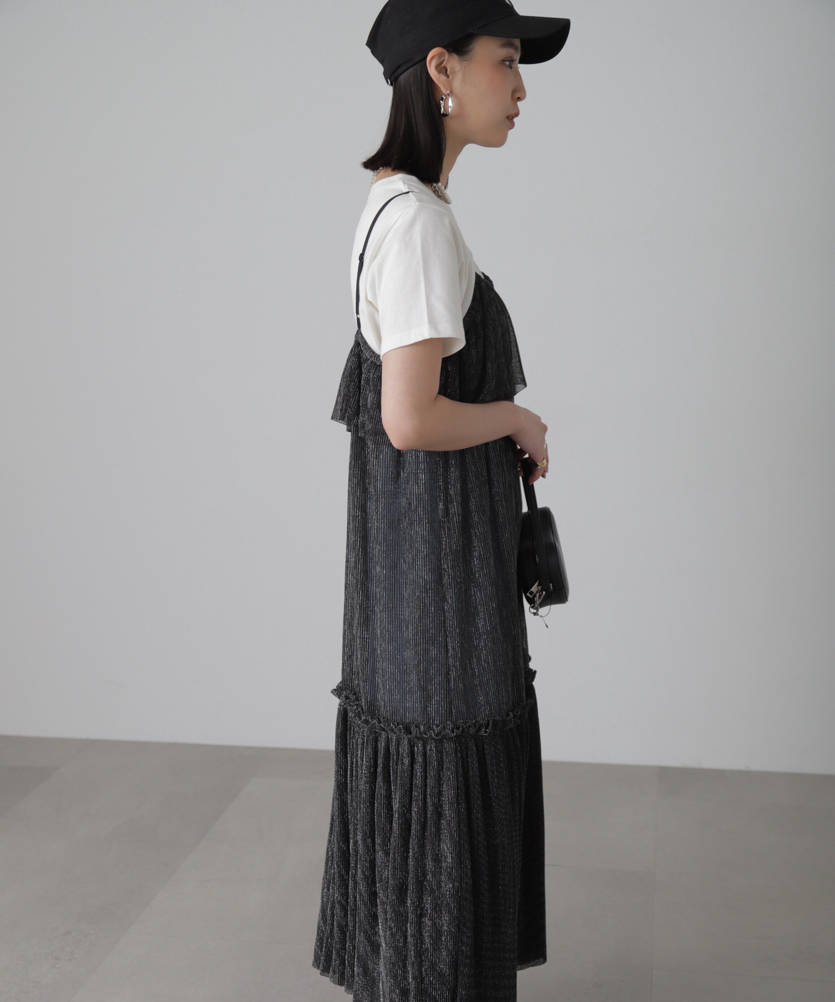  「［ブルーカラーWEB限定］ラメプリーツシアーキャミソールワンピース」|ワンピース|