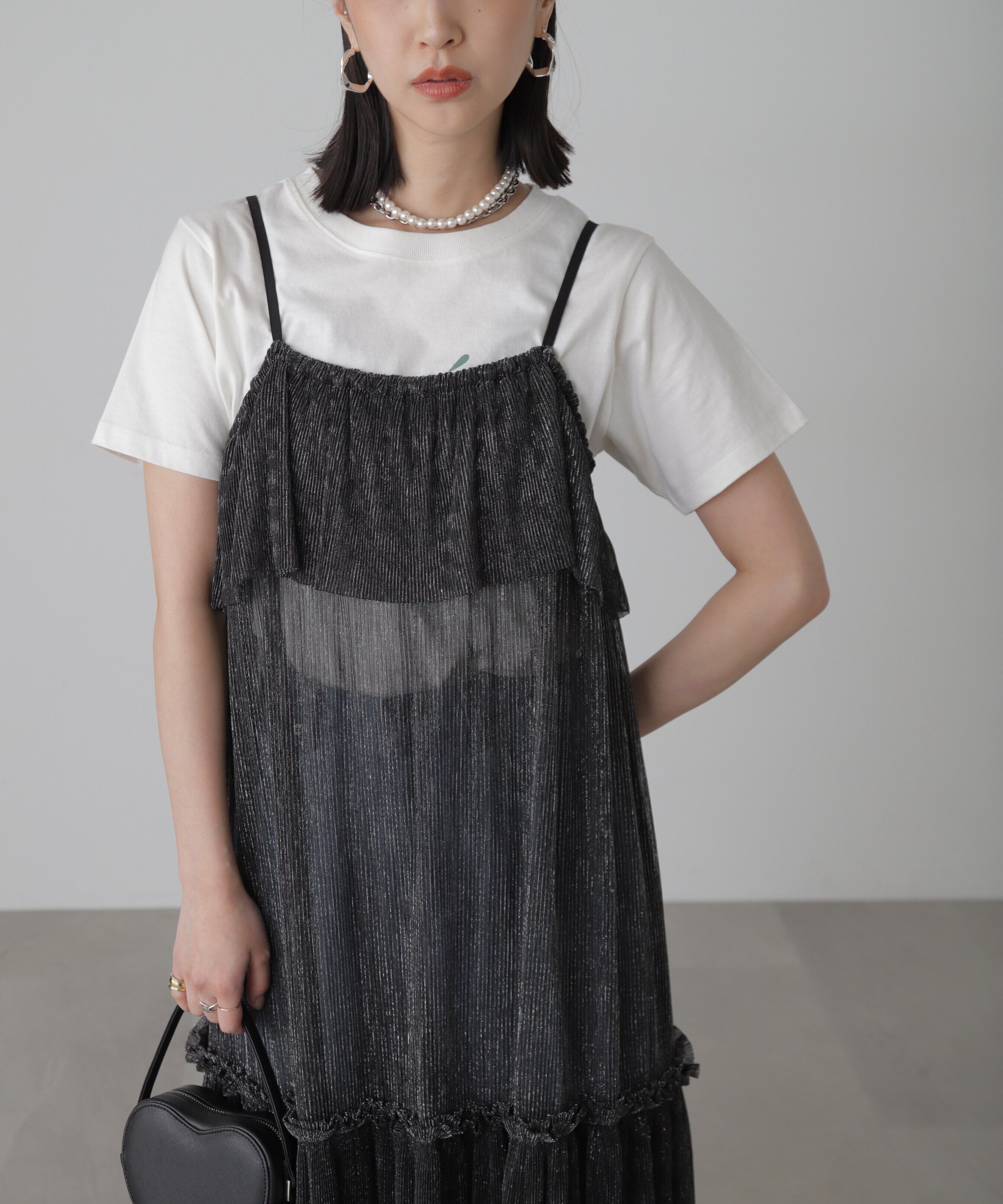  「［ブルーカラーWEB限定］ラメプリーツシアーキャミソールワンピース」|ワンピース|