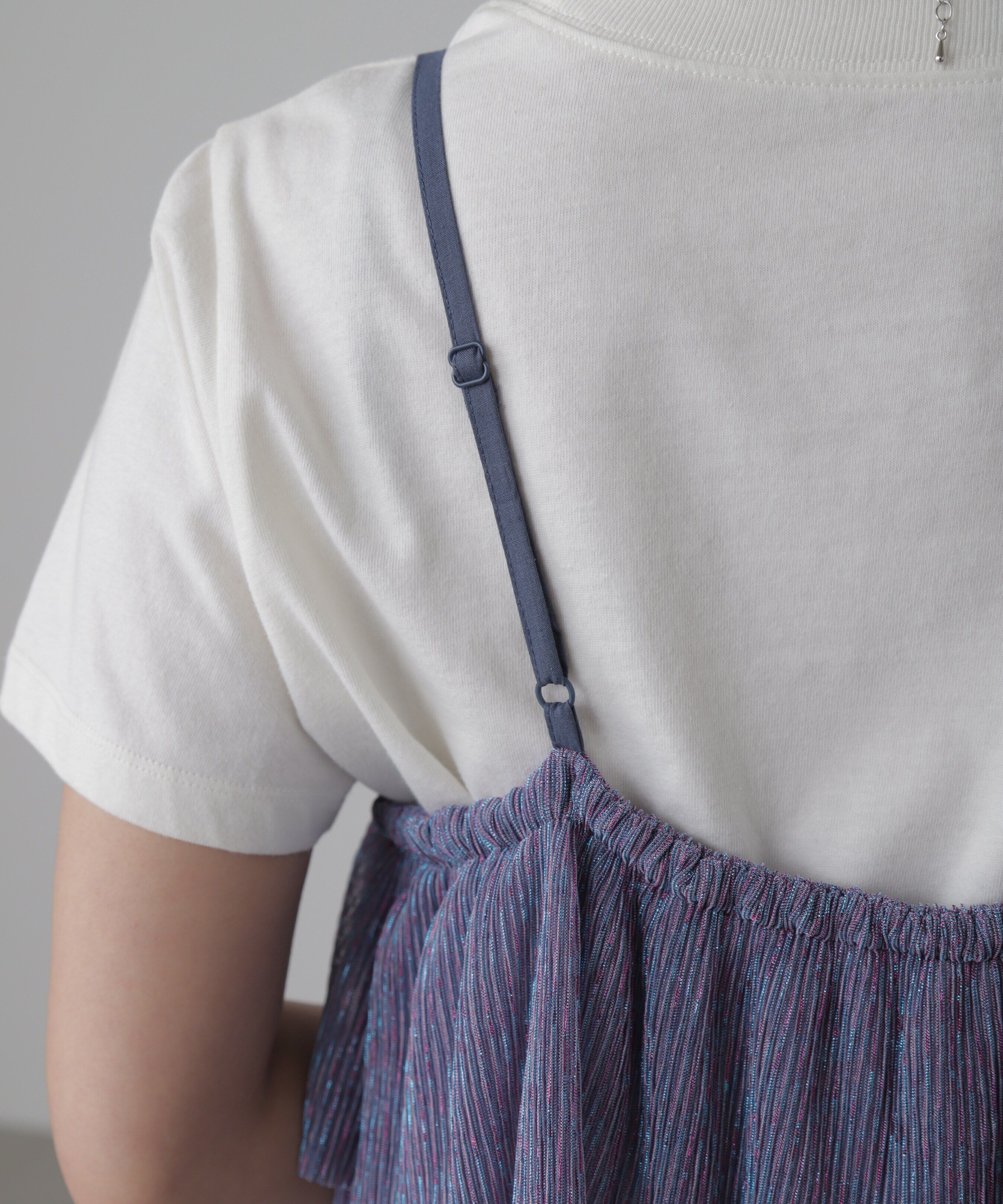  「［ブルーカラーWEB限定］ラメプリーツシアーキャミソールワンピース」|ワンピース|