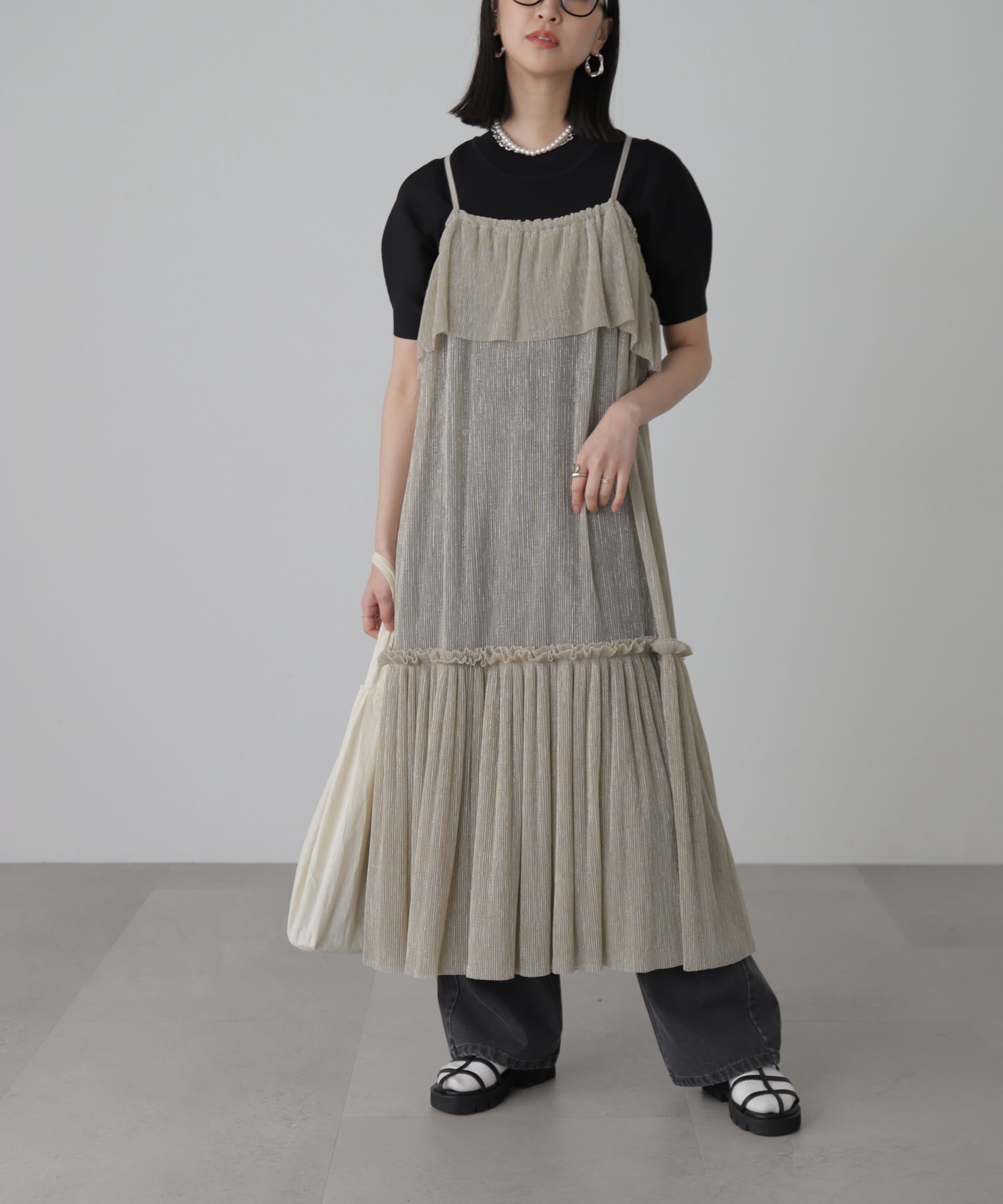  「［ブルーカラーWEB限定］ラメプリーツシアーキャミソールワンピース」|ワンピース|