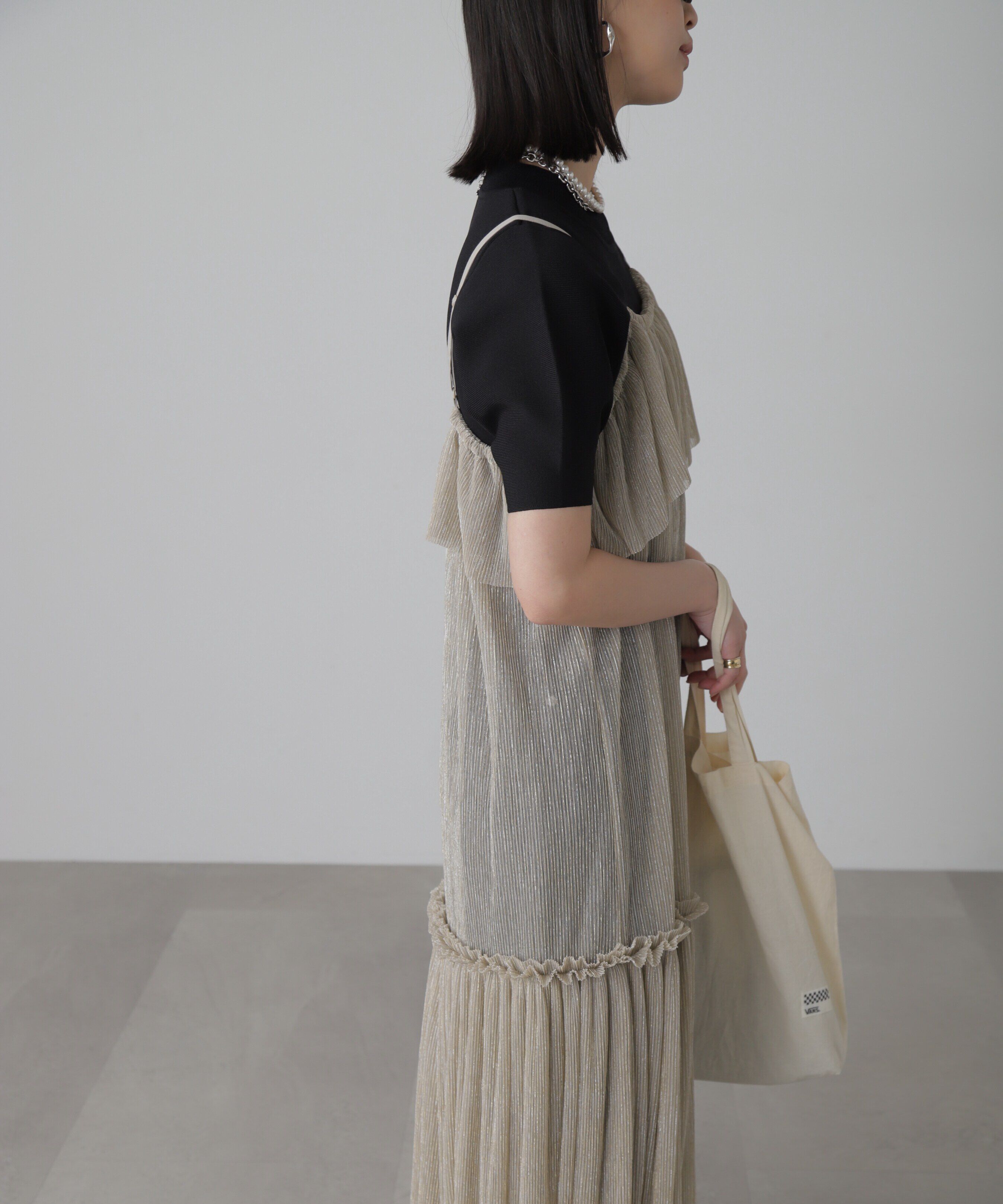  「［ブルーカラーWEB限定］ラメプリーツシアーキャミソールワンピース」|ワンピース|