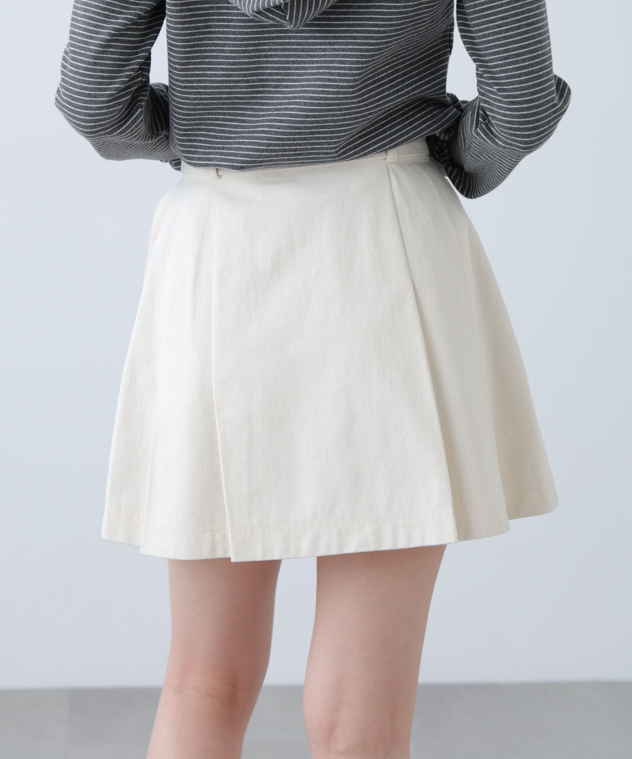  「〈セットアップ対応〉ベルト付きプリーツミニスカート」|スカート|