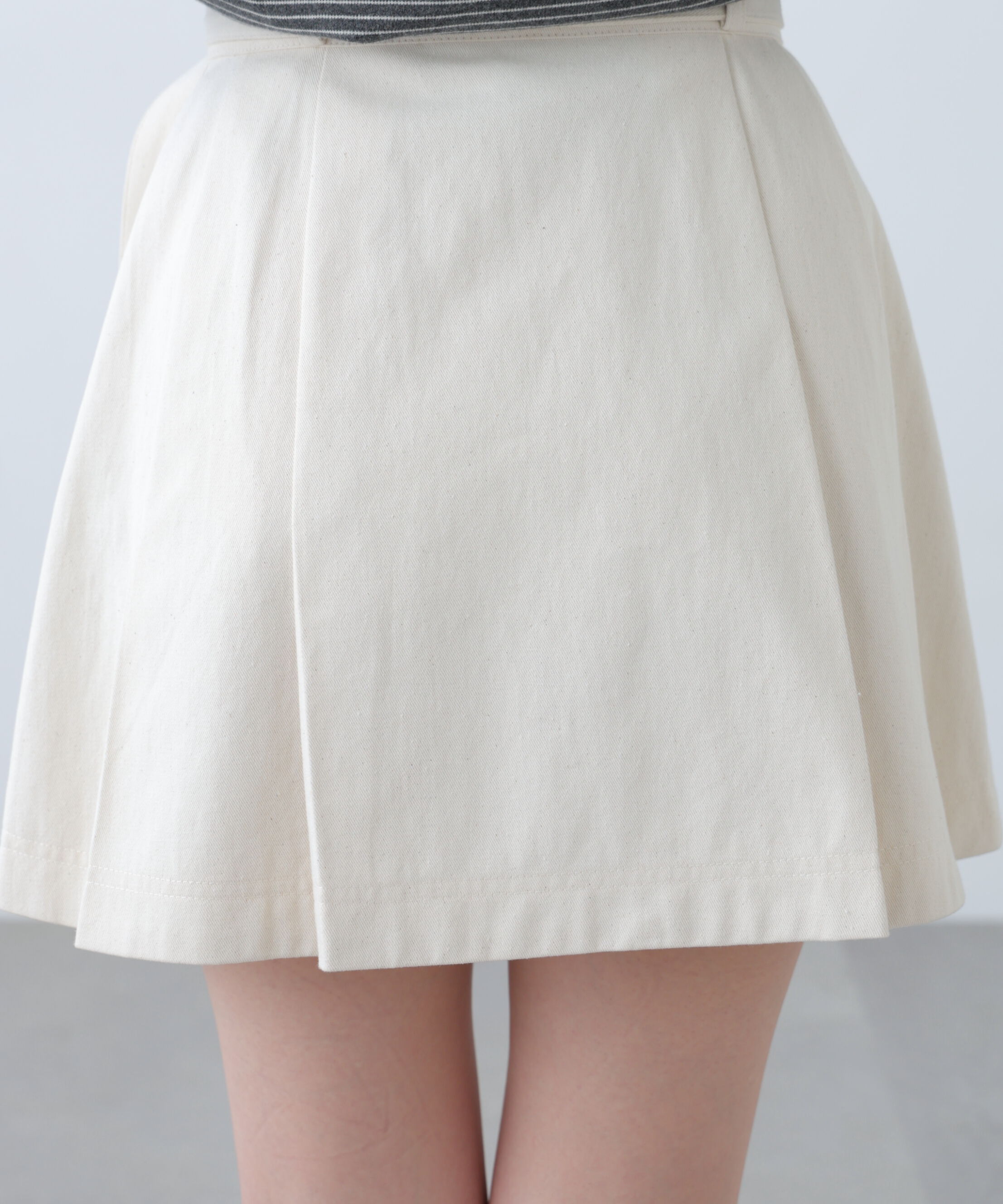  「〈セットアップ対応〉ベルト付きプリーツミニスカート」|スカート|