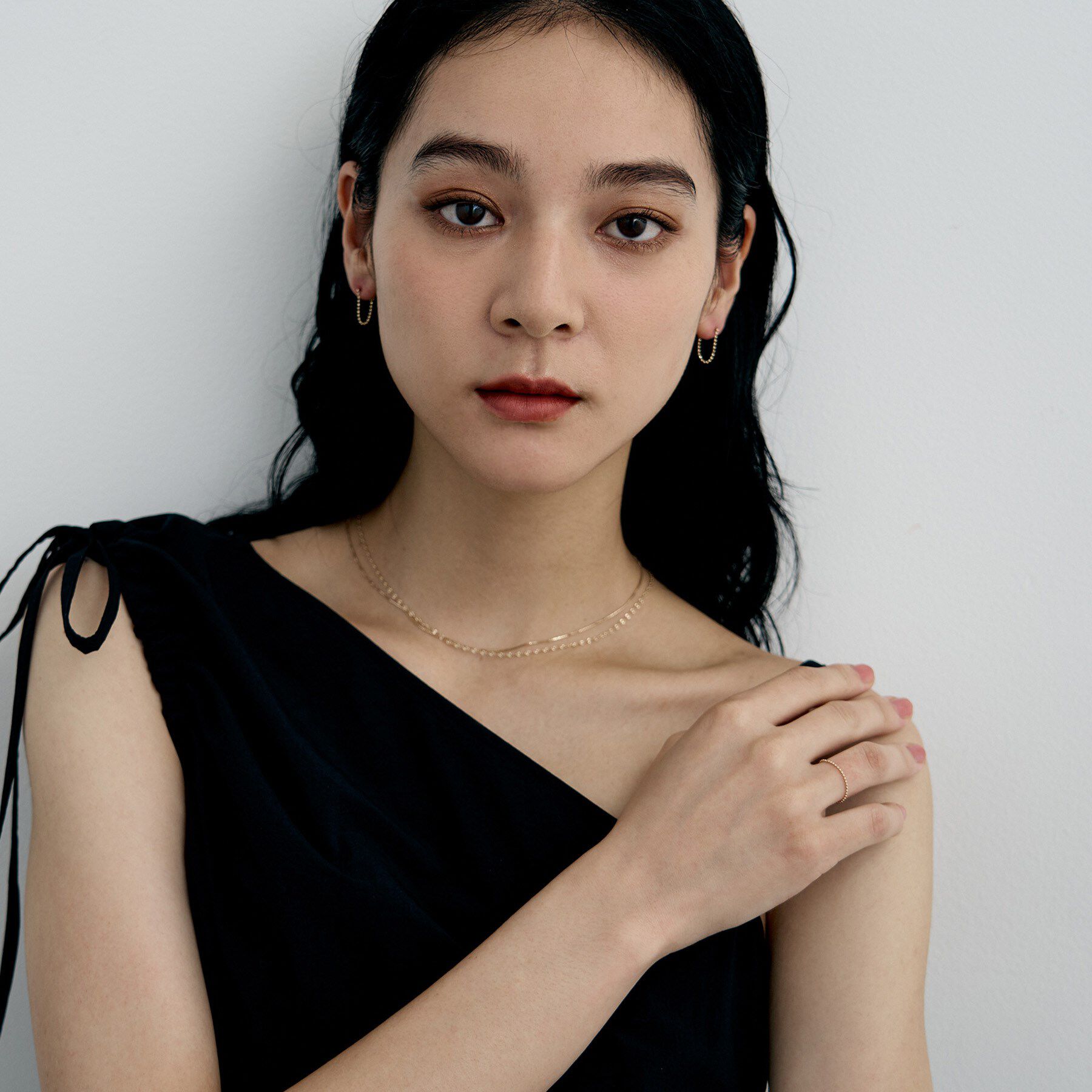 COCOSHNIK ONKITSCH「K10カットボールチェーン フープピアス」|ピアス|