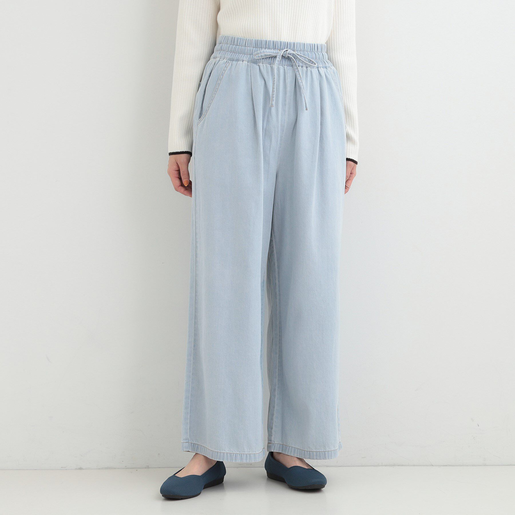 SHOO･LA･RUE「【ライトオンスデニム/着丈選べる】らくらくデニムイージーワイドパンツ」|デニム|