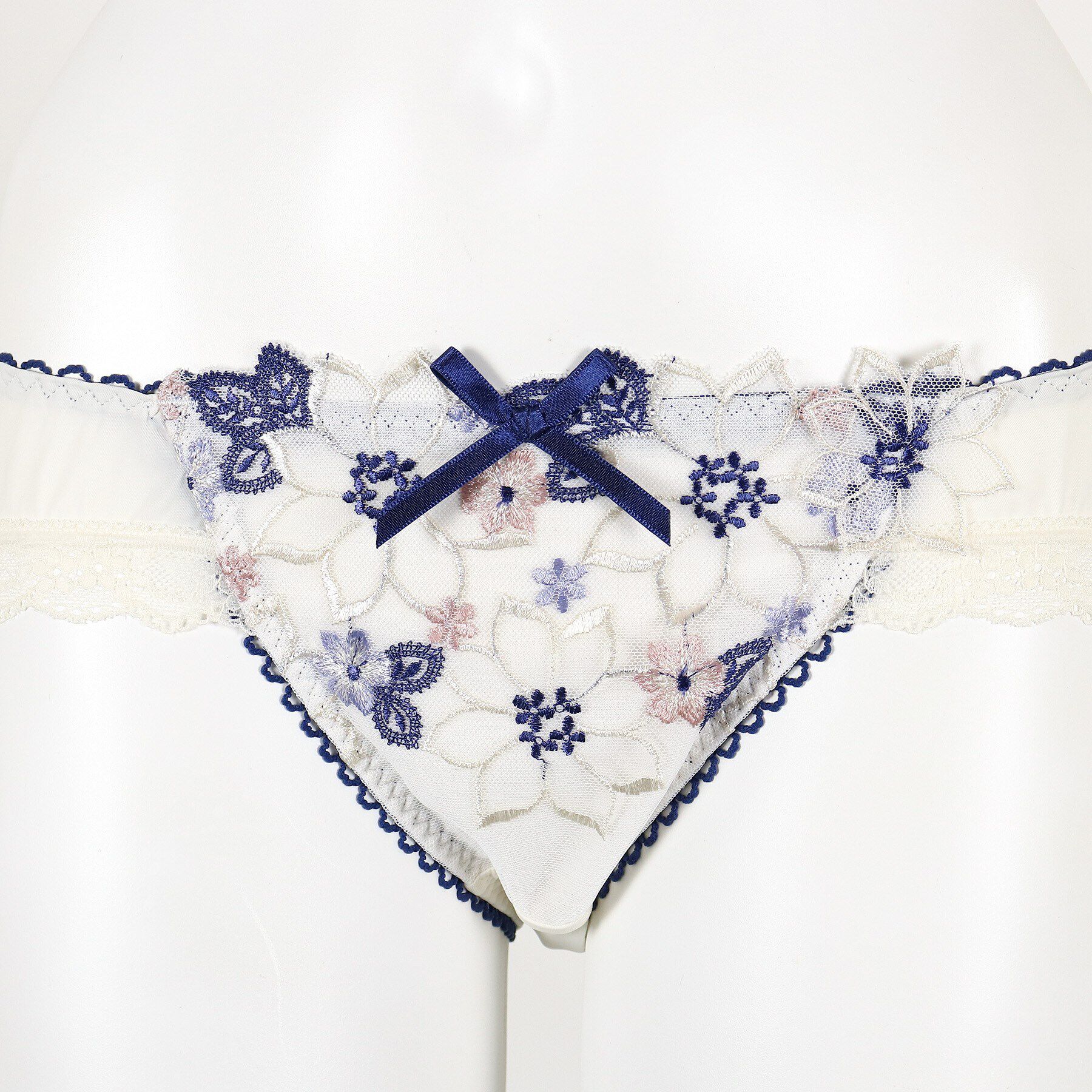 Risa Magli「カモミーユ ノーマルショーツ」|インナー|