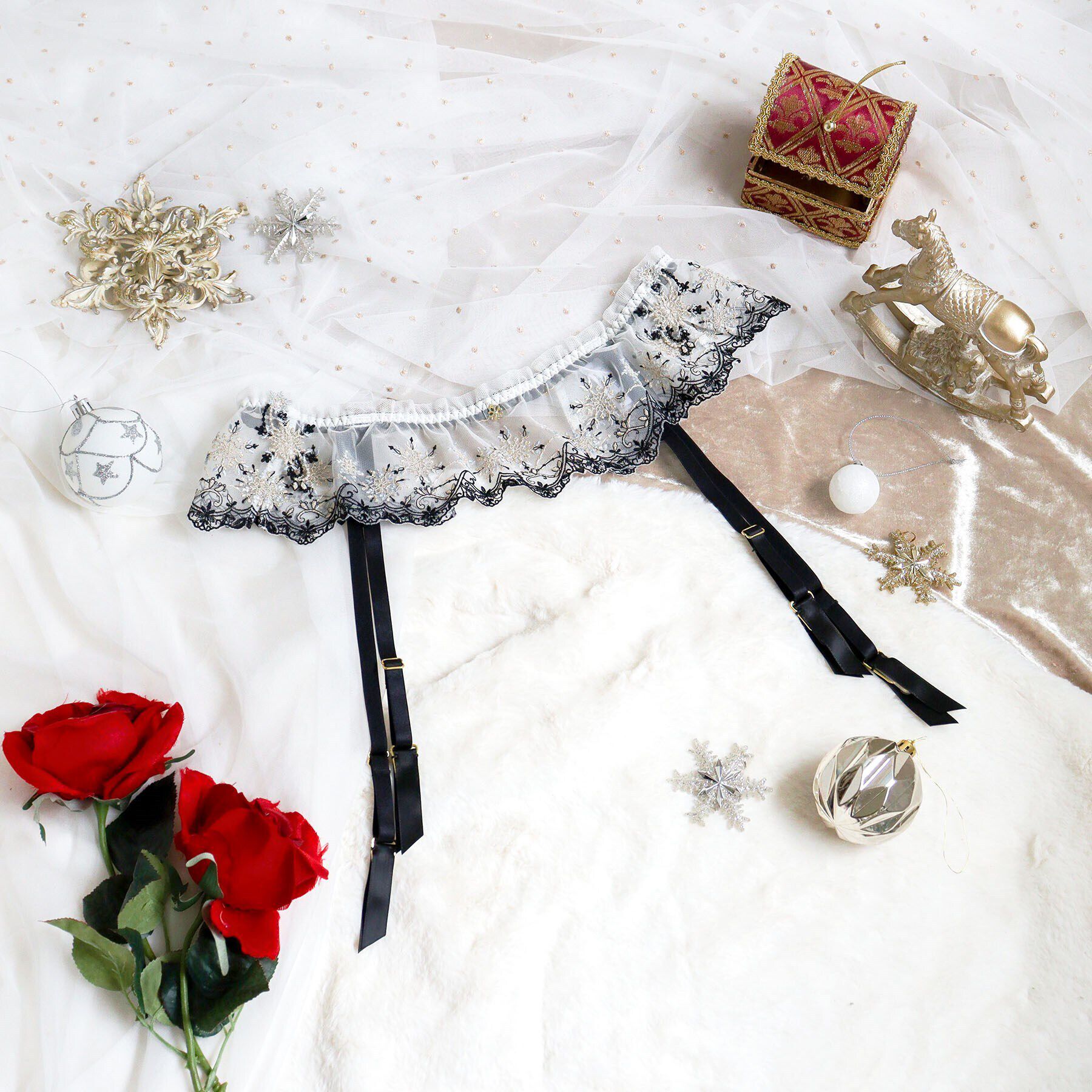 Risa Magli「グレッタ ガーターベルト」|インナー|アイボリー(004)