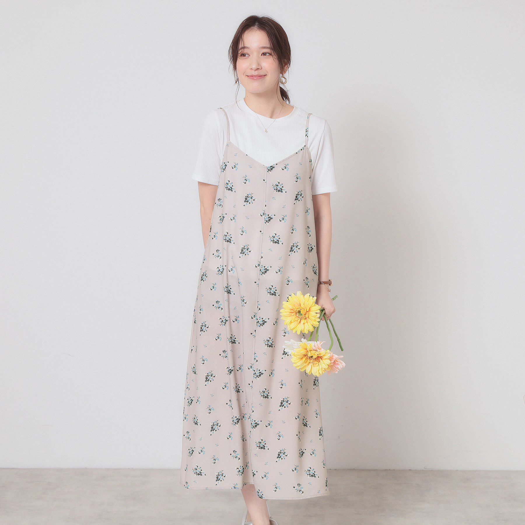 ITS&rsquo;DEMO「【手洗い可／無地・花柄】ジョーゼットキャミワンピ」|ワンピース|グレージュ(150)