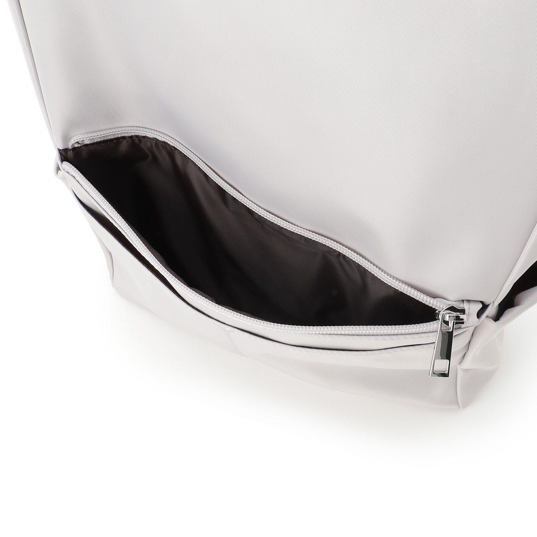 ITS&rsquo;DEMO「【通勤／A4対応】PC収納縦型トート」|トートバッグ|