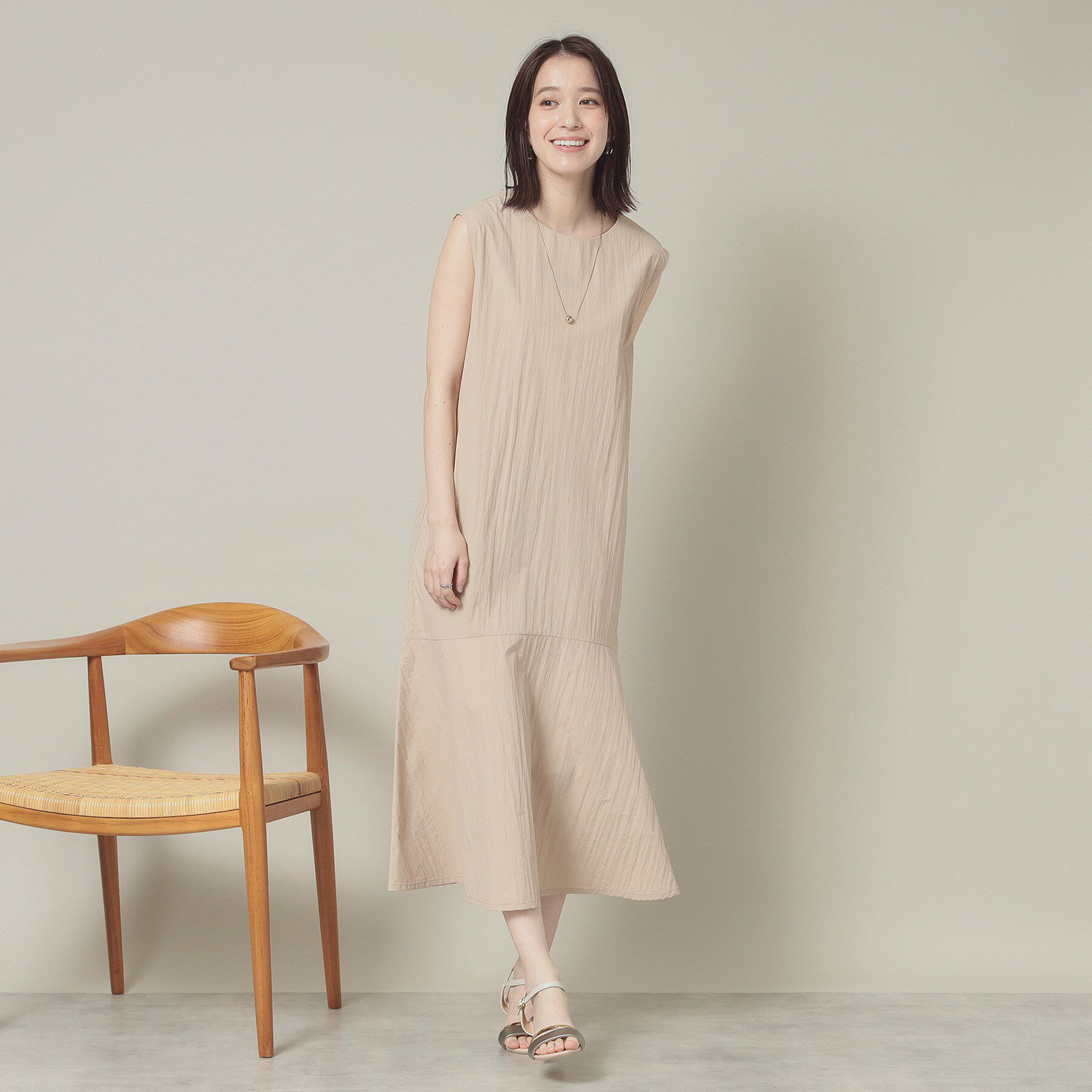 ITS&rsquo;DEMO「【撥水／洗濯機OK】ペプラムワンピース＜旅服シリーズ＞」|ワンピース|