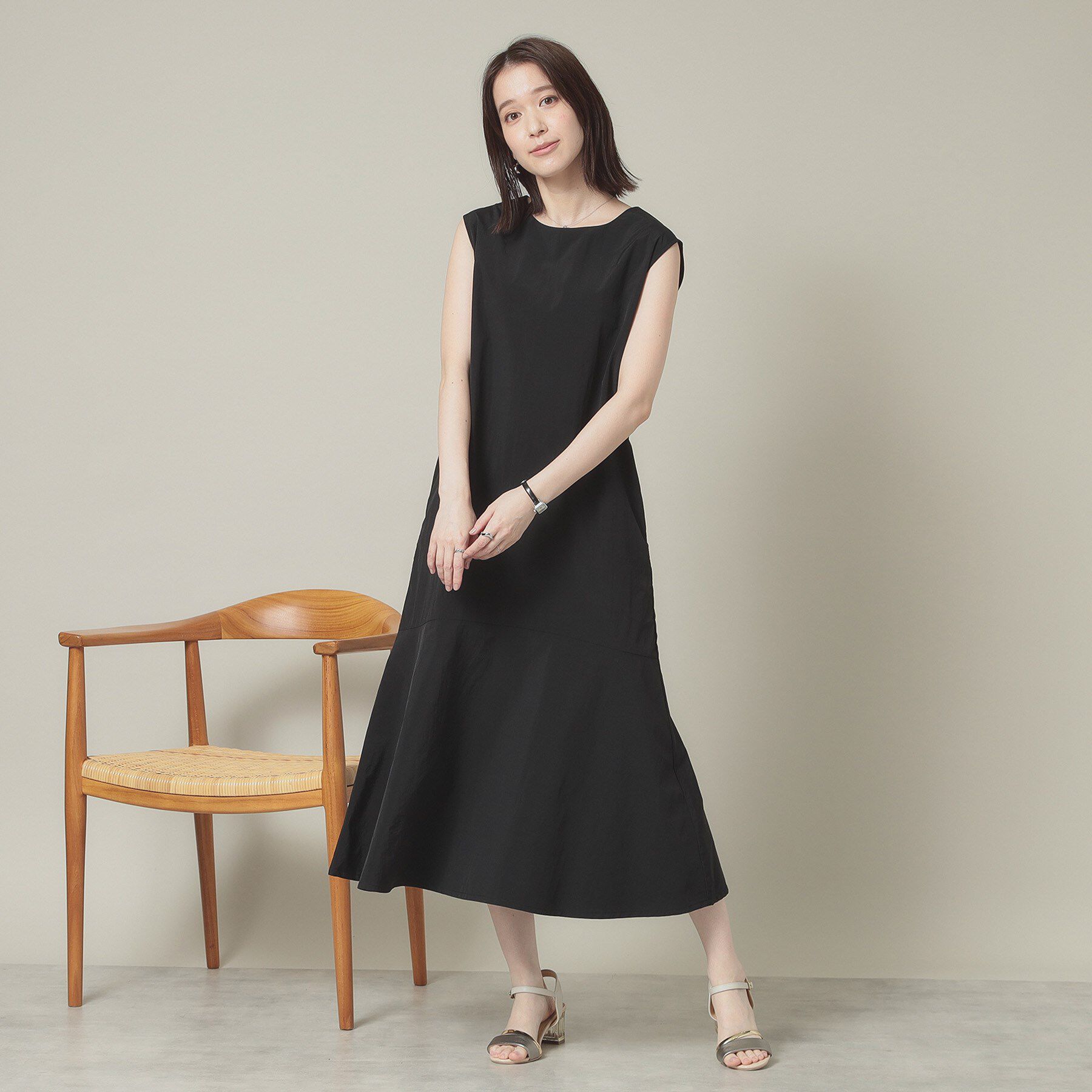 ITS&rsquo;DEMO「【撥水／洗濯機OK】ペプラムワンピース＜旅服シリーズ＞」|ワンピース|