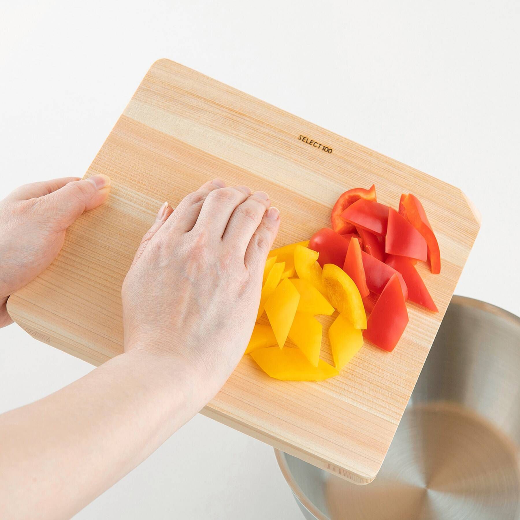 212 KITCHEN STORE「カッティングボード 23&times;21cm ＜SELECT100 セレクト100＞」|食器・キッチングッズ|