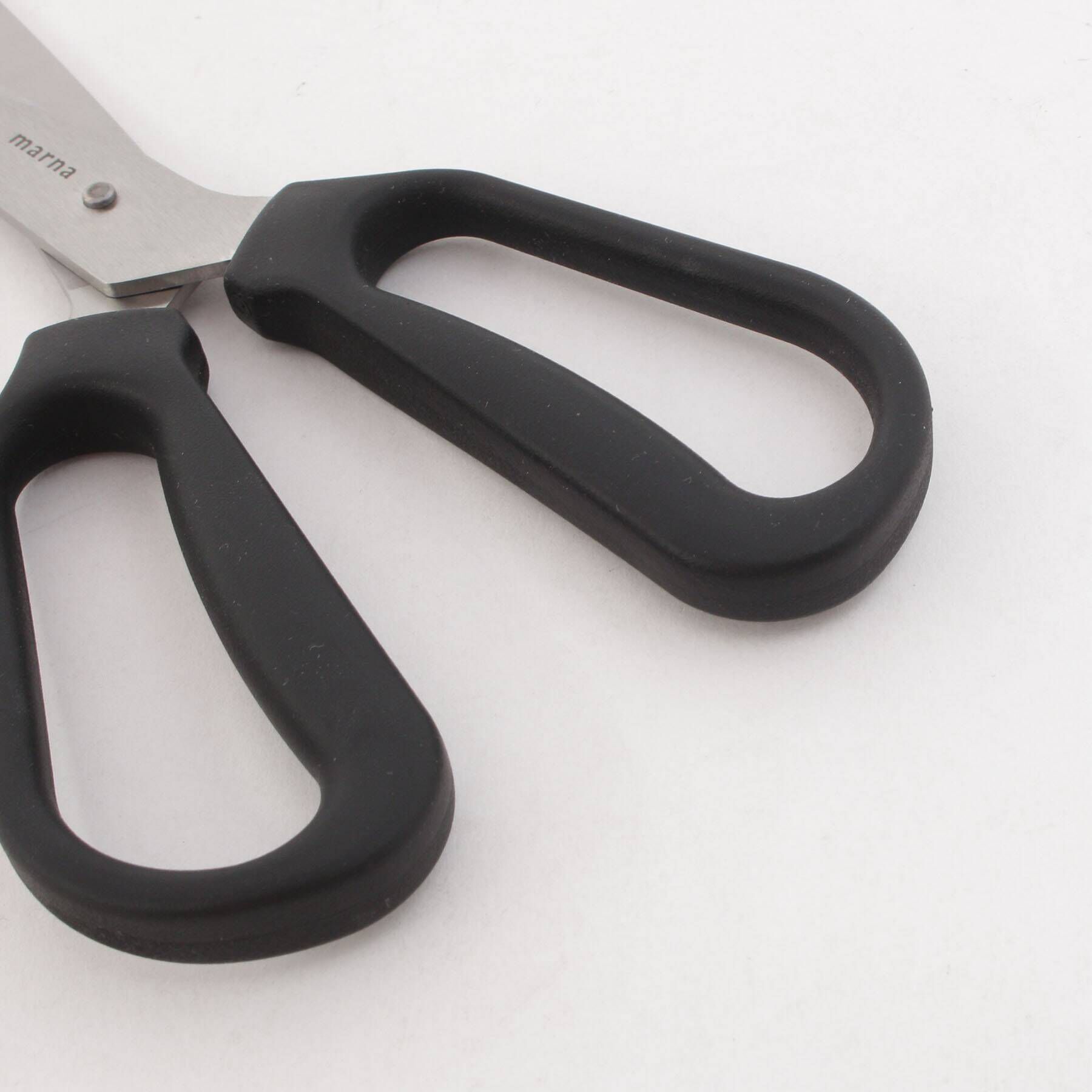 212 KITCHEN STORE「料理のハサミ BK ＜marna マーナ＞」|食器・キッチングッズ|