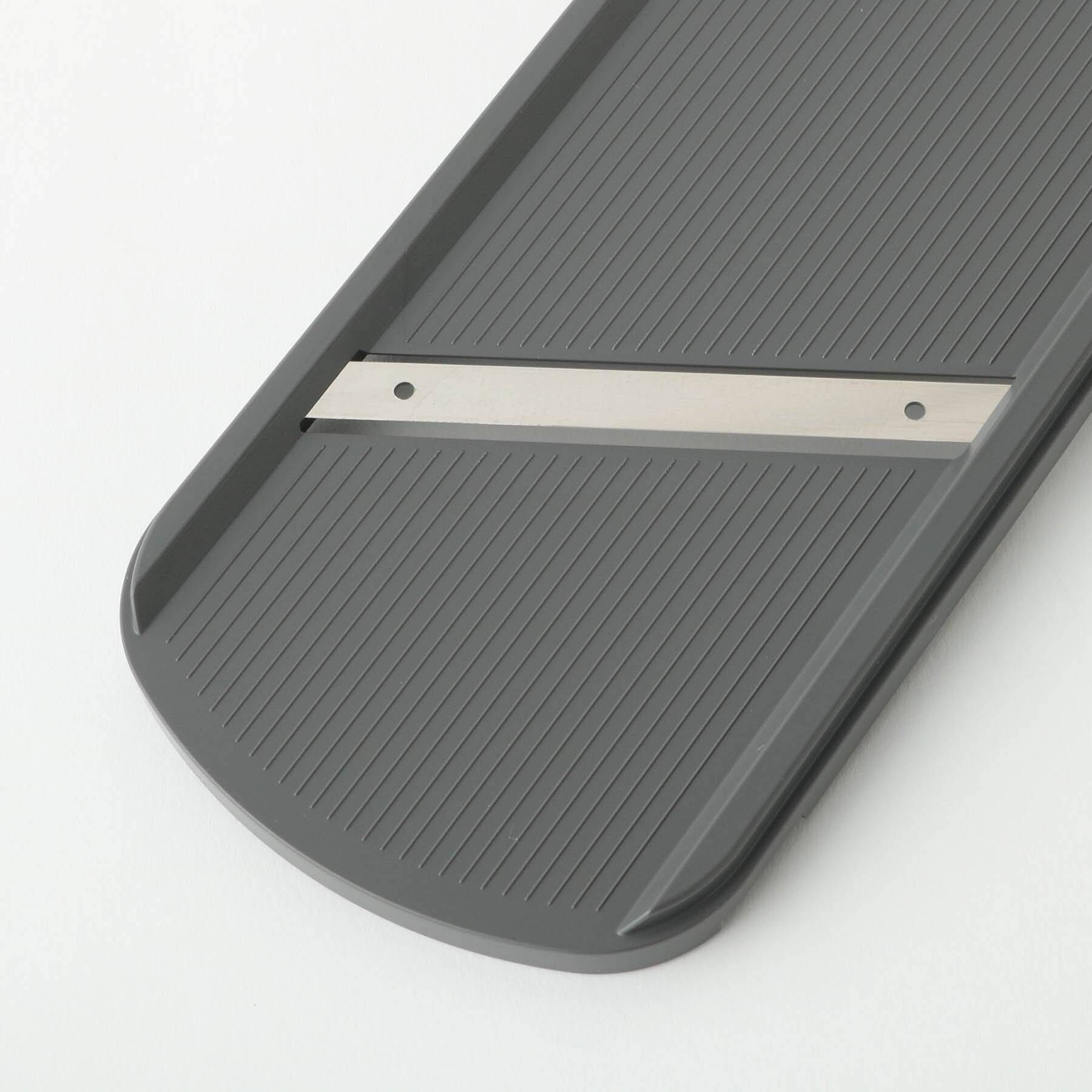 212 KITCHEN STORE「コンパクト両刃スライサー 指ガード付き ＜KK カイキッチン＞」|食器・キッチングッズ|