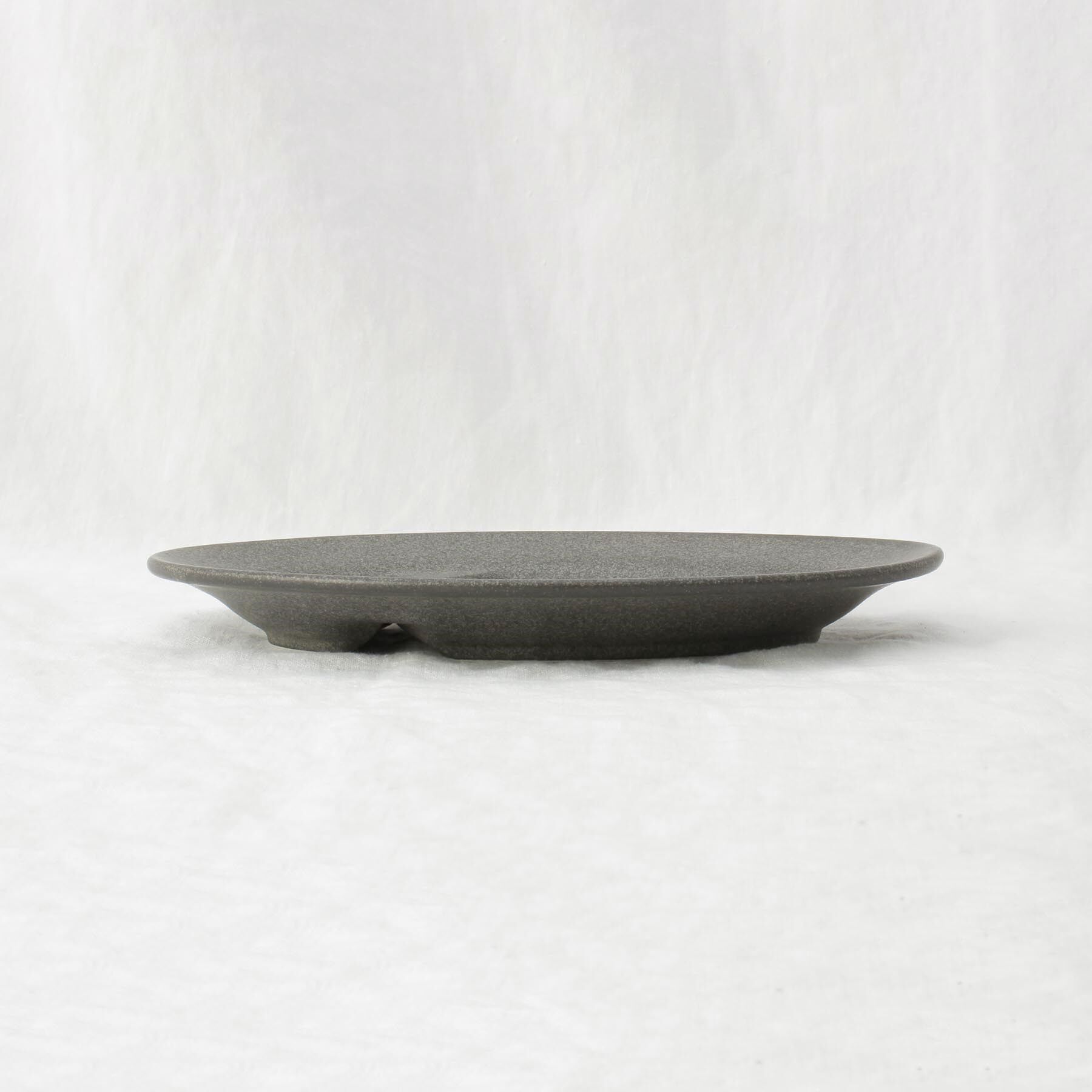 212 KITCHEN STORE「うつろい 仕切り皿 瀬戸黒」|食器・キッチングッズ|