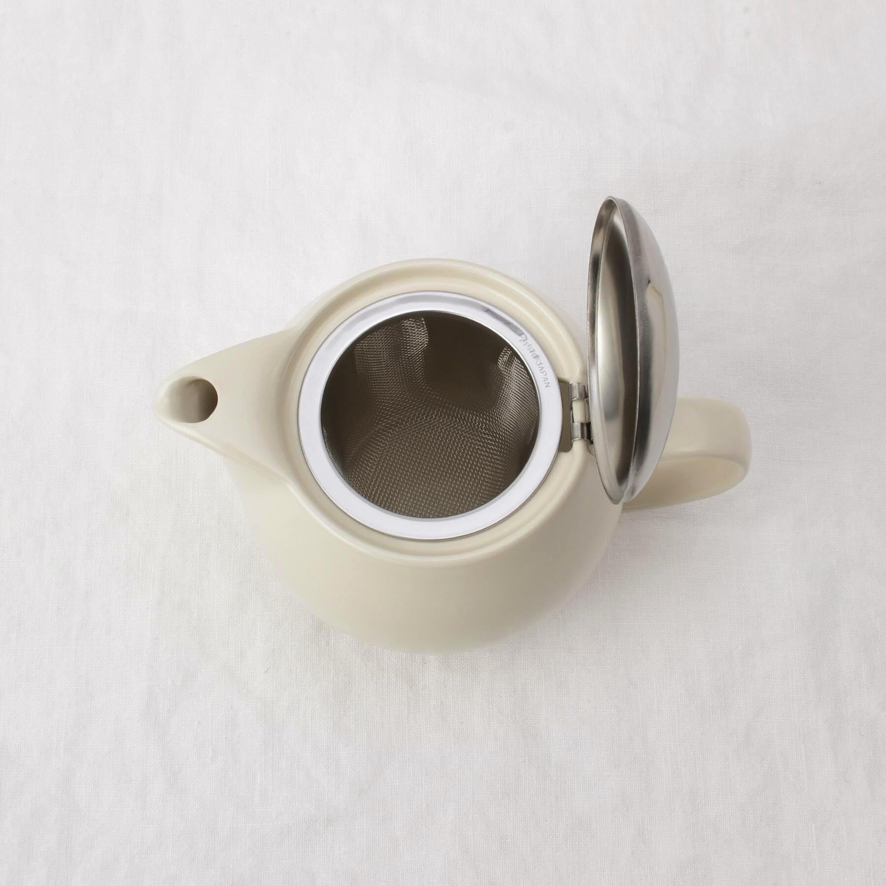 212 KITCHEN STORE「ユニバーサルティーポット3人用 シルキーアイボリー ＜ZEROJAPAN ゼロジャパン＞」|食器・キッチングッズ|