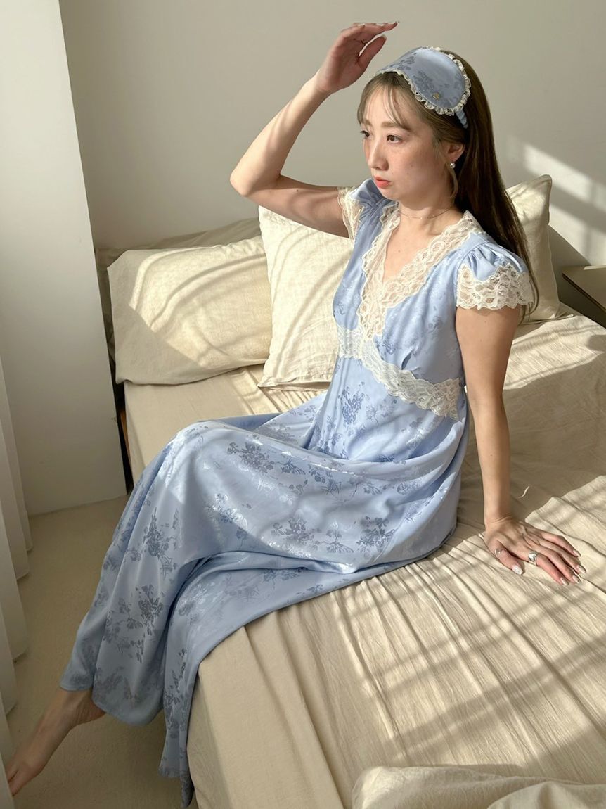 SNIDEL HOME「サテンジャガードカップインワンピース」|ルームウェア|SAX