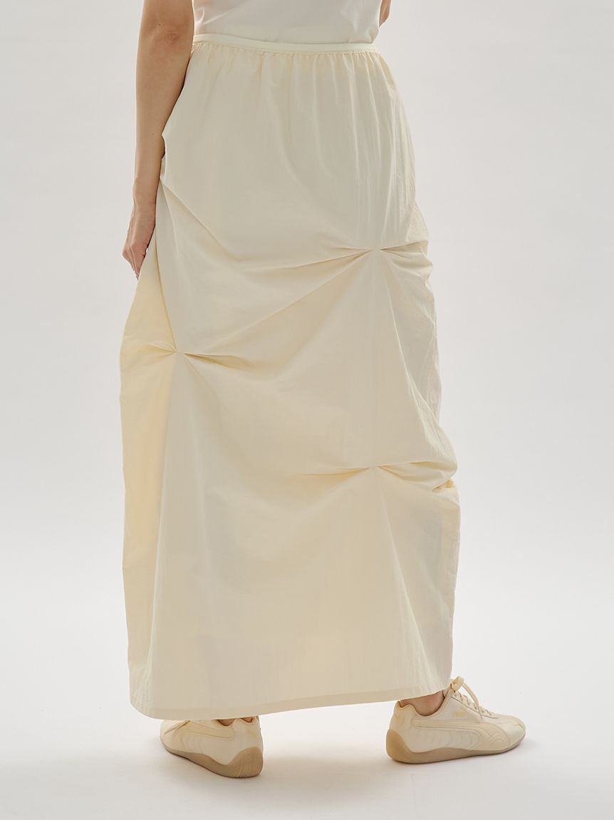 emmi atelier「タックフォルムスカート/撥水」|スカート|