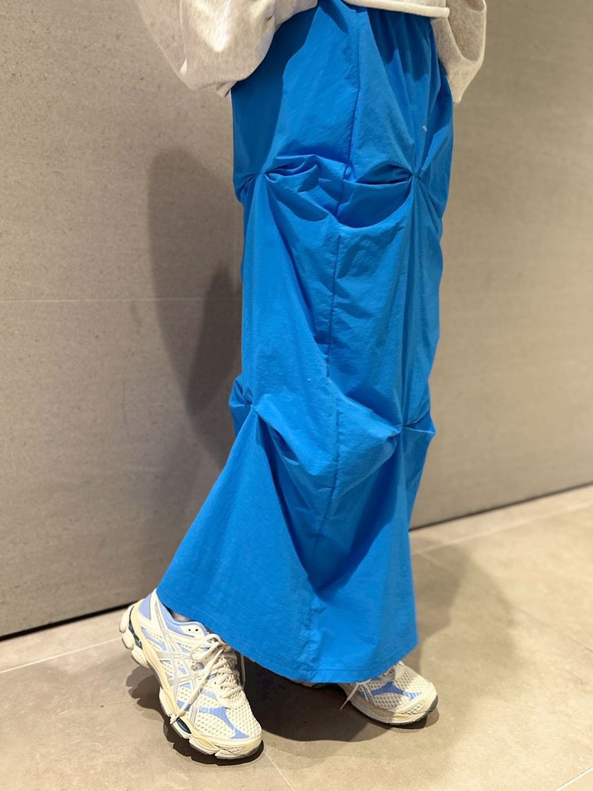 emmi atelier「タックフォルムスカート/撥水」|スカート|