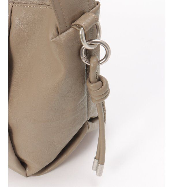 ikka「撥水合皮ハーフムーンミニショルダーバッグ」|その他|