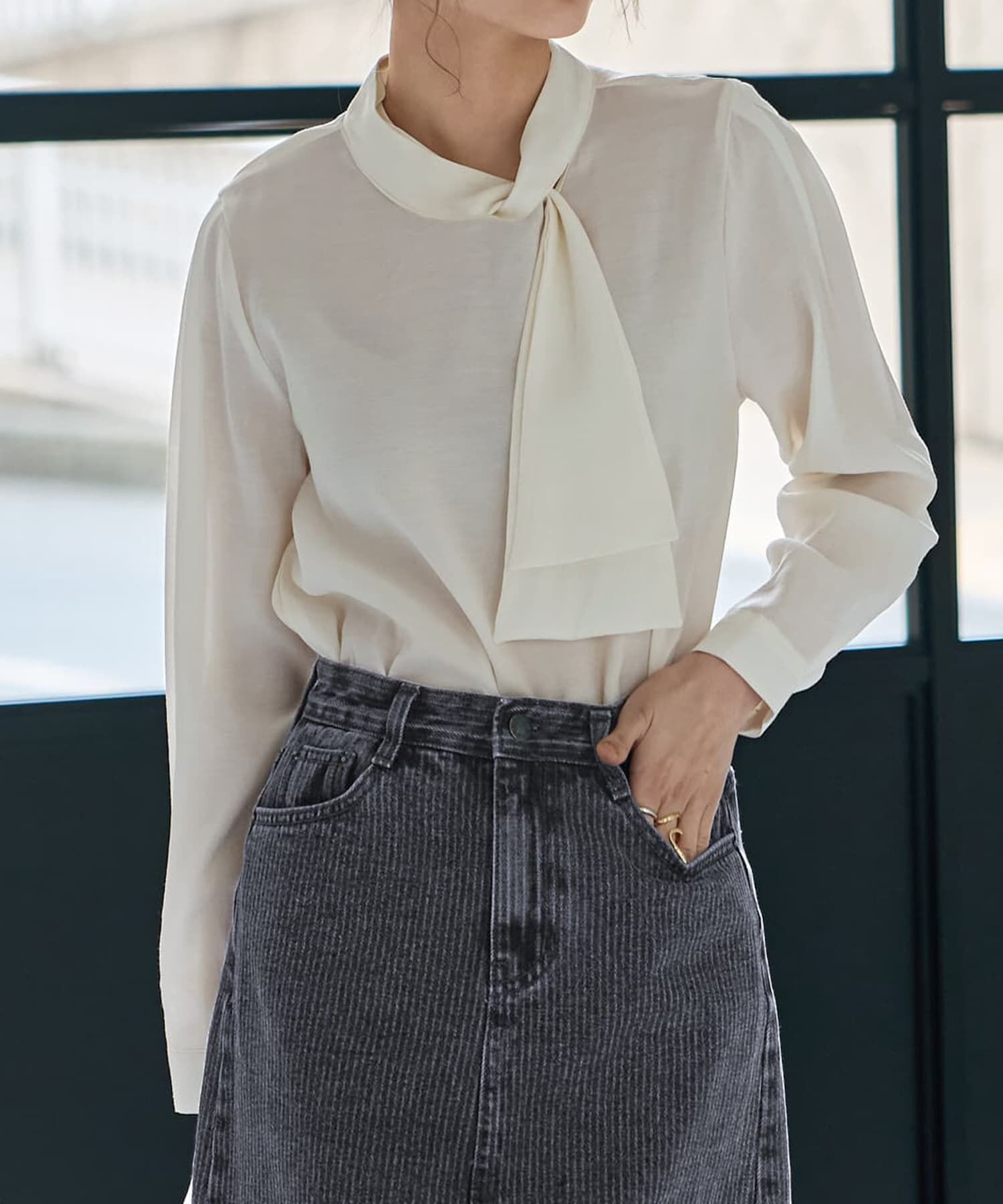 STYLE DELI「片寄せボウタイブラウス」|シャツ・ブラウス|オフホワイト