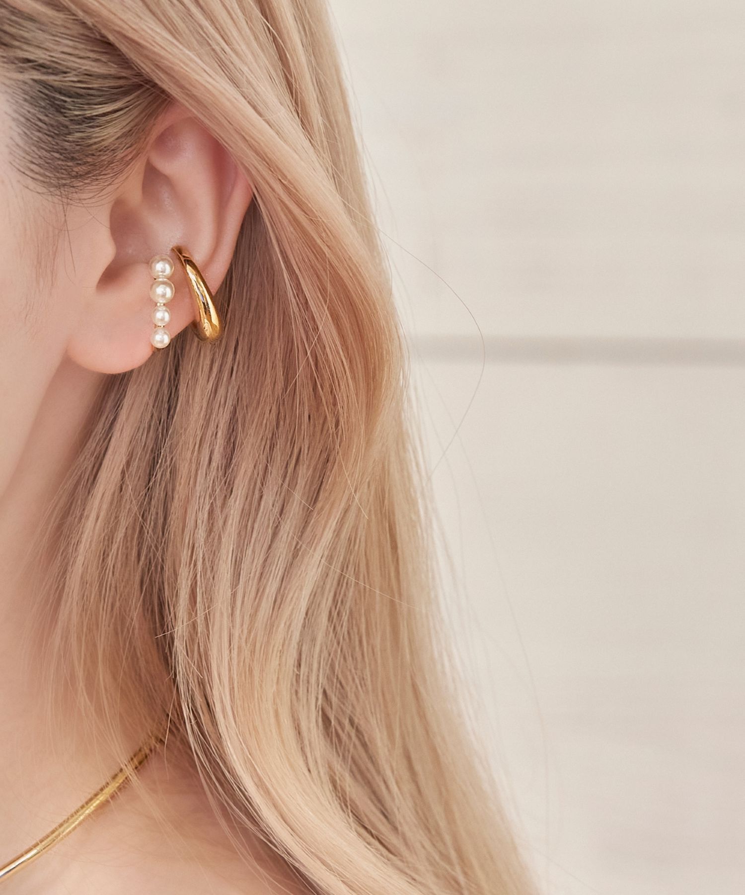 Phoebe「【シリーズ累計販売10000点突破！】ドレッシングパールイヤーカフ　ゴールド」|イヤーカフ|