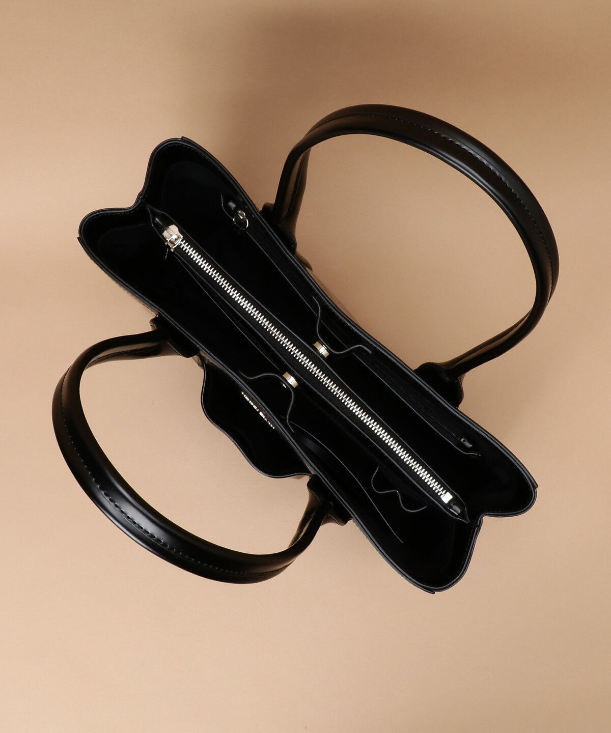 Samantha Thavasa「ガラス調合皮トートバッグ」|トートバッグ|