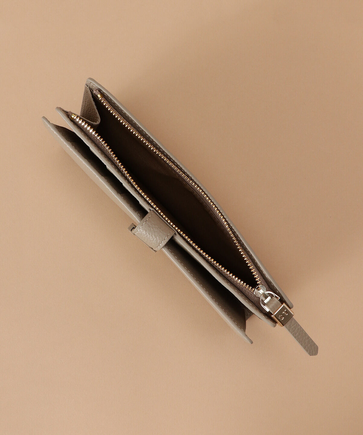 Samantha Thavasa「マットアイコン レザー ブック型長財布」|財布|