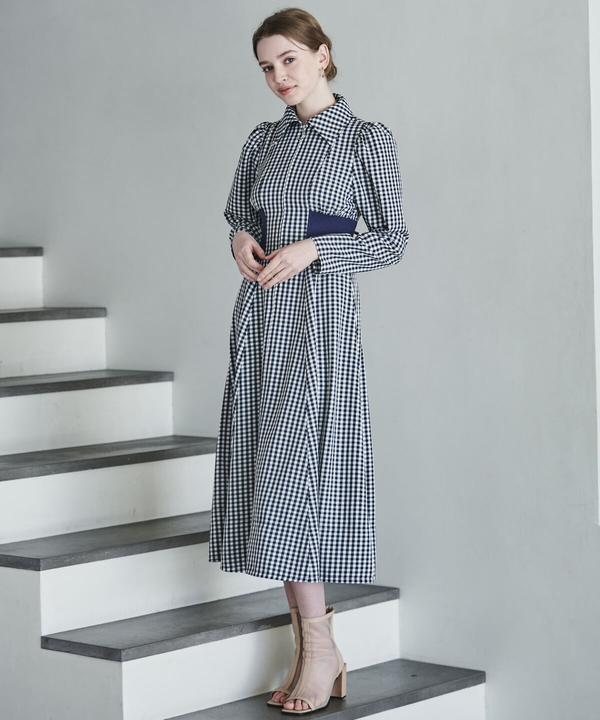 アンドクチュール「ウエストリブフロントジップギンガムチェックワンピース」|ワンピース|