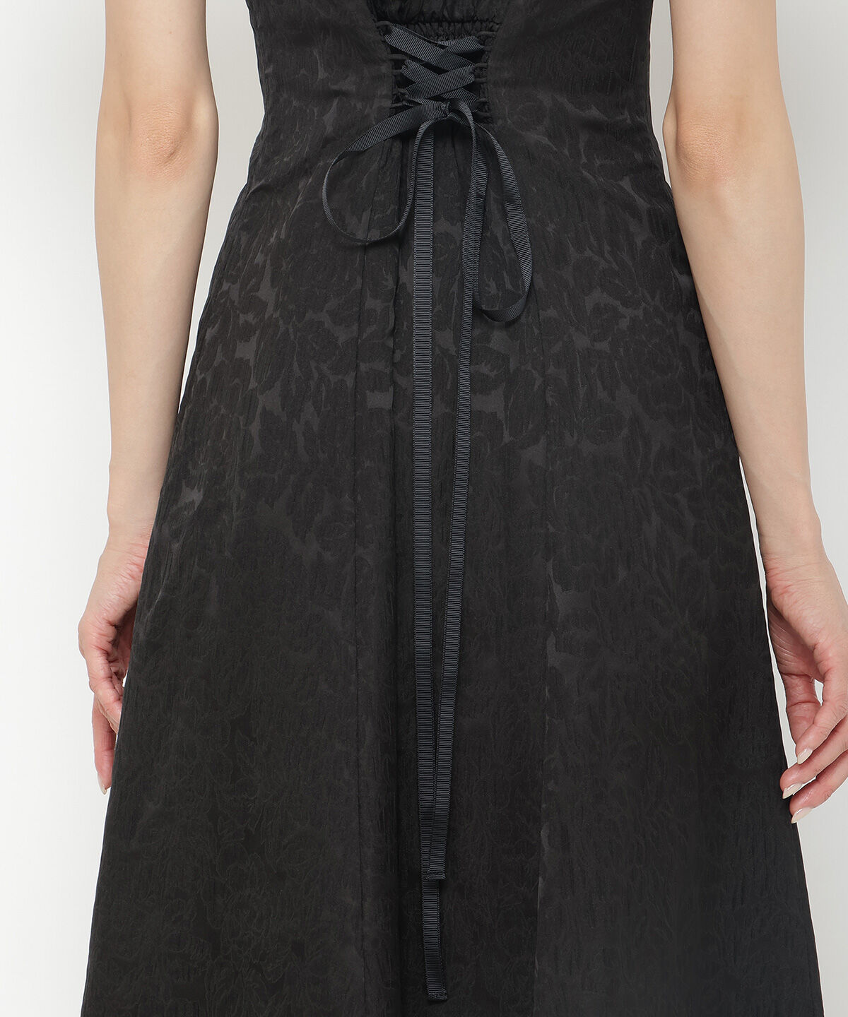 アンドクチュール「フリルチュールショルダーフレアドレス」|ドレス|